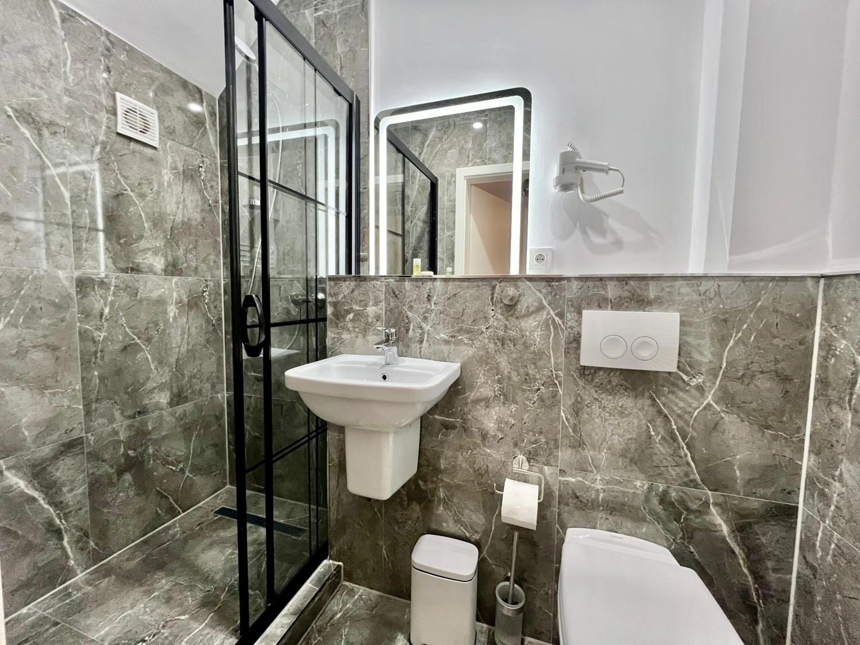 Bathroom in Durmaz Hotel