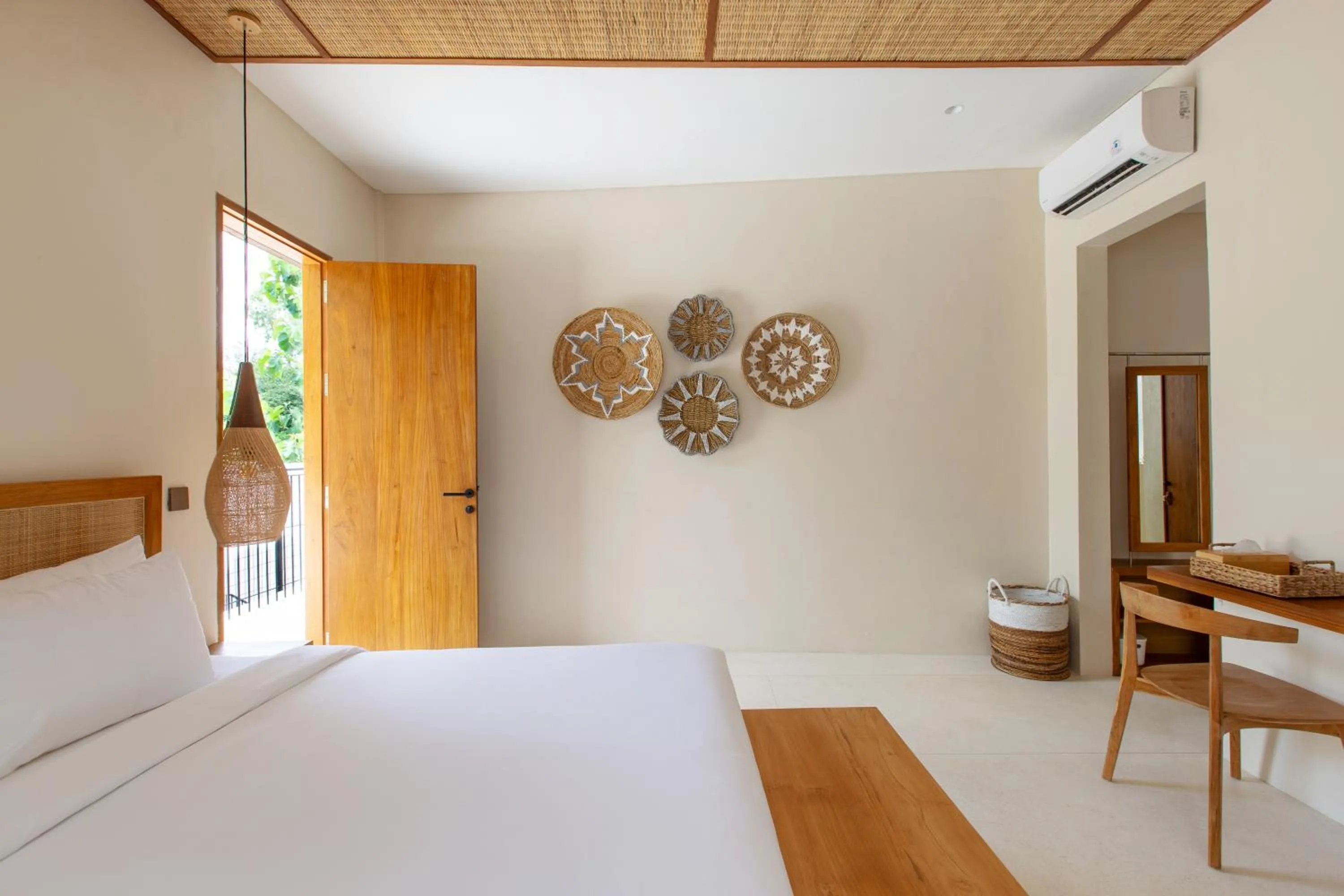 Property building, Bed in Bingin Sebelas