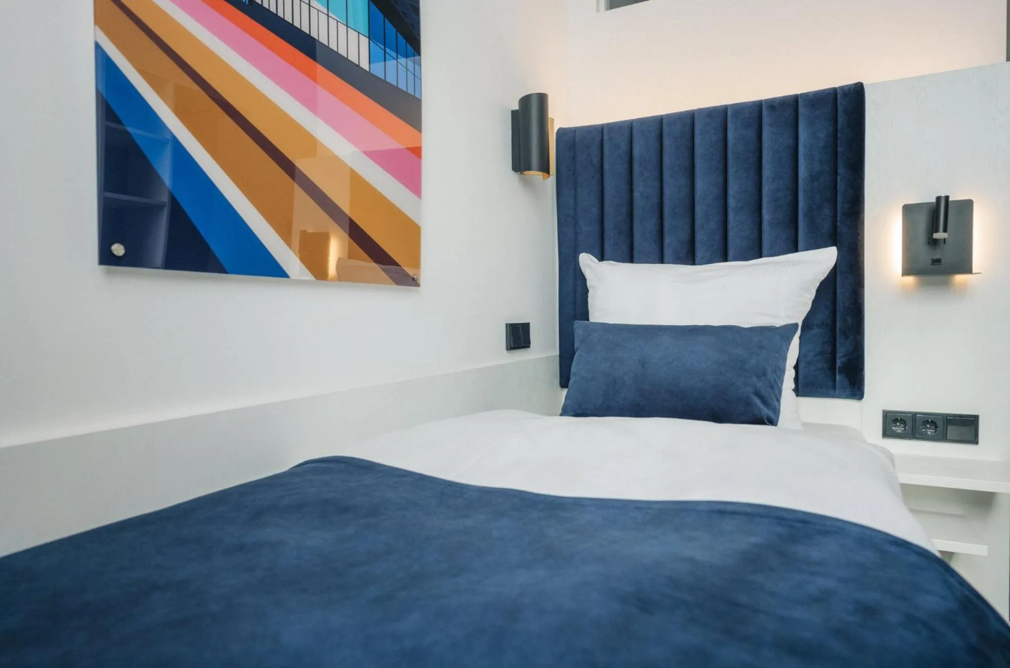 Bed in Homaris East Side