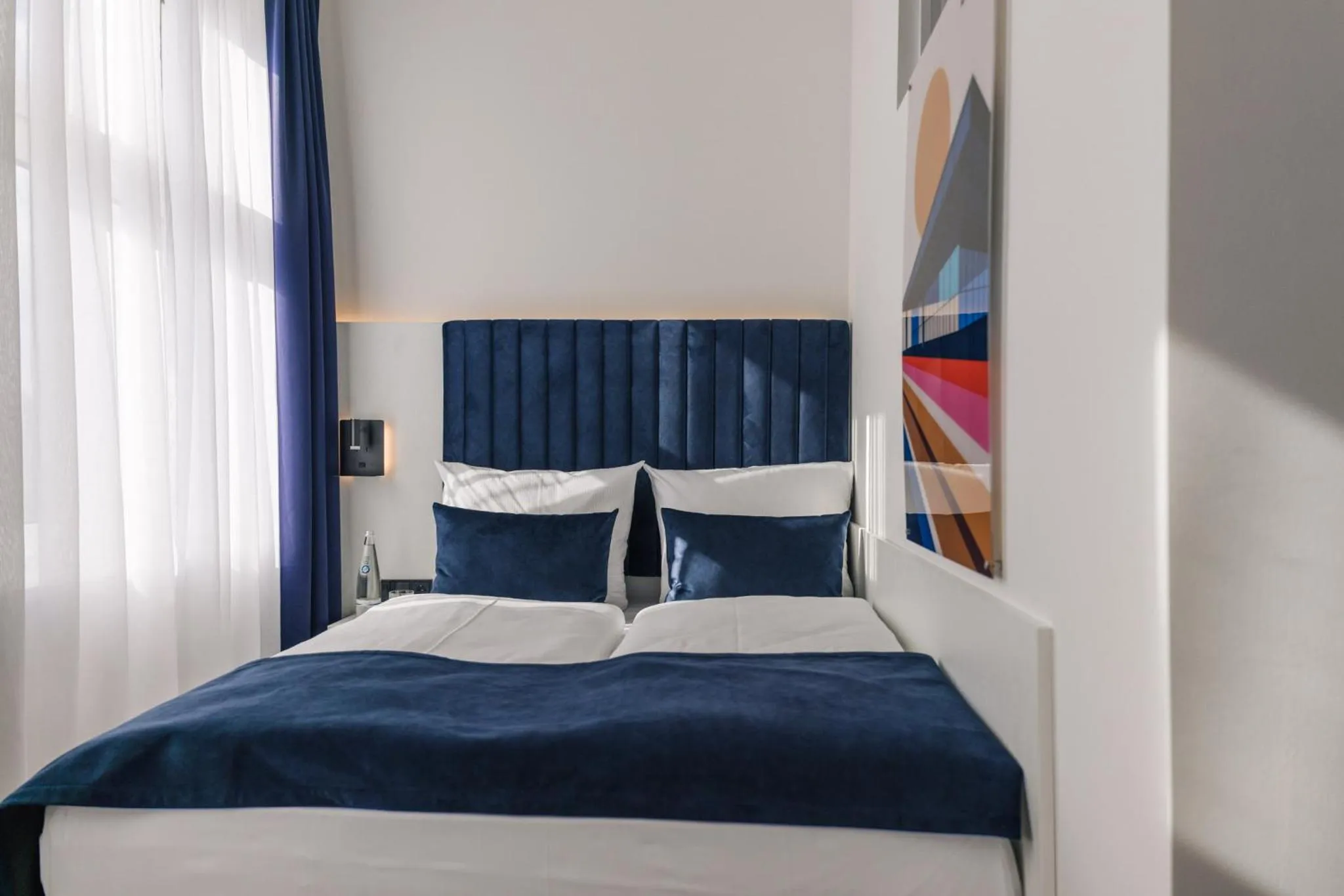 Bed in Homaris East Side