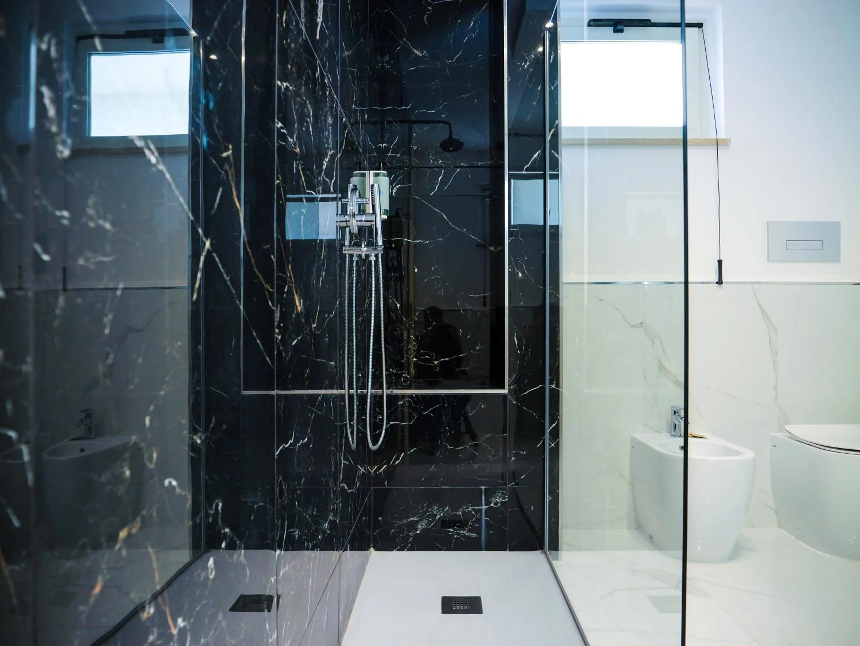 Shower in Giardino Dei Principi d'Abruzzo