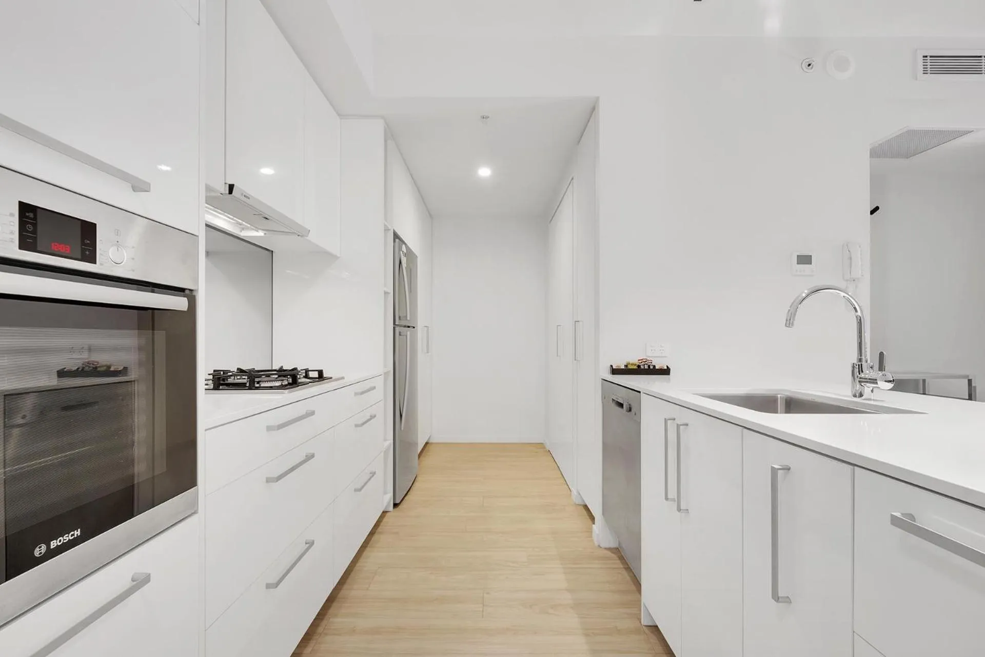 Kitchen or kitchenette in Arena Apartments by CLLIX