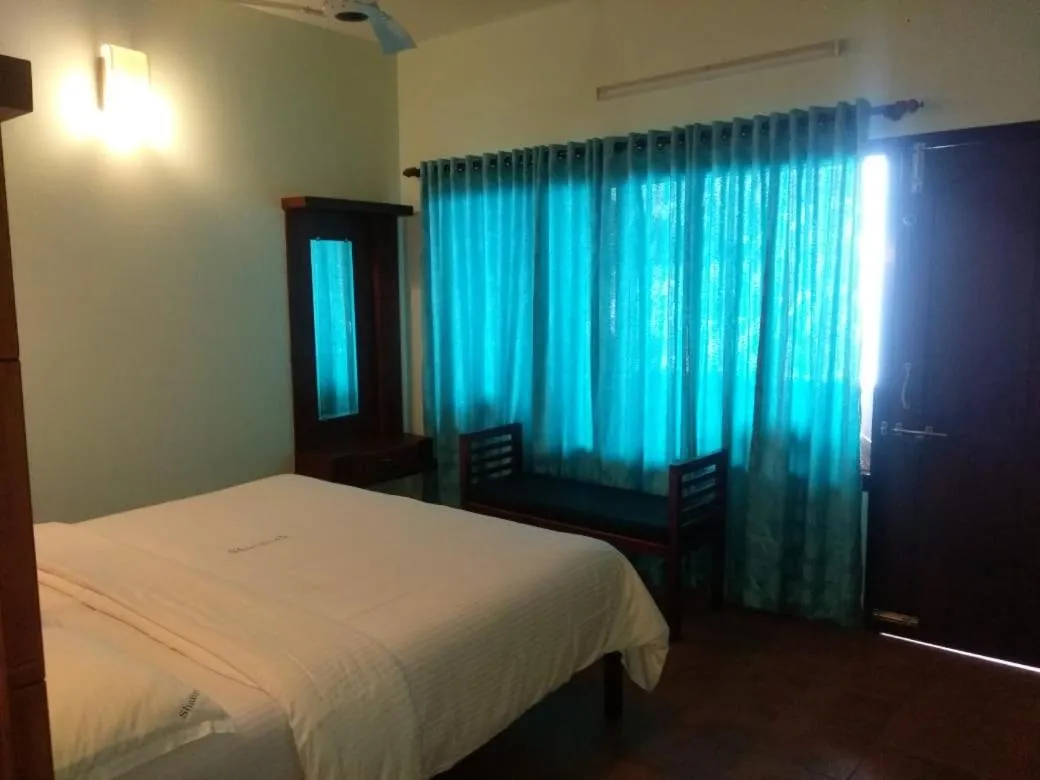 Bed in Shamrock Holiday Home