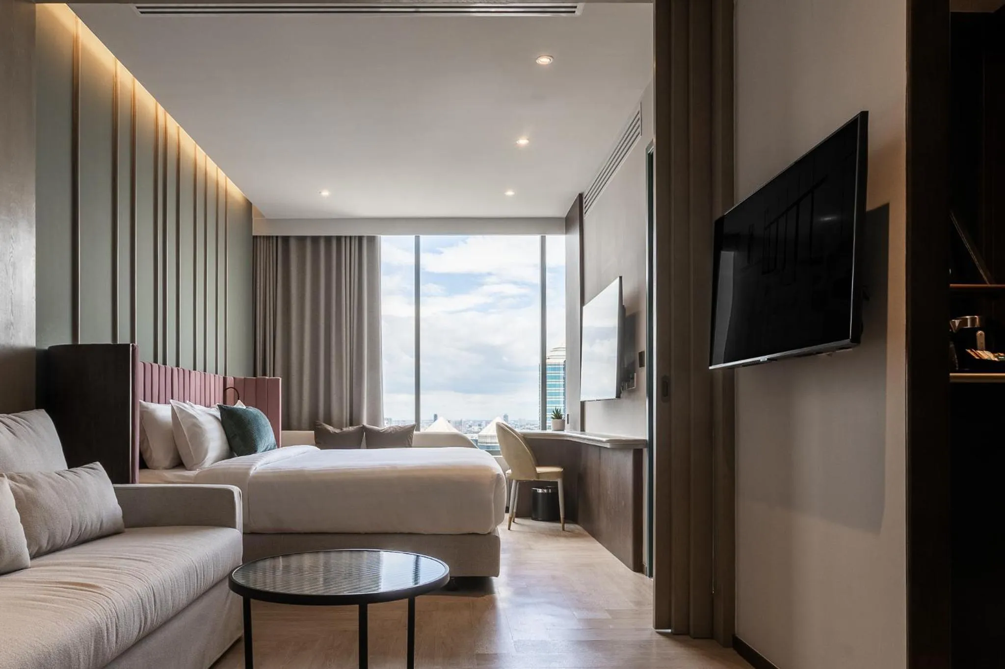 Bedroom in The Quarter Ratchayothin by UHG