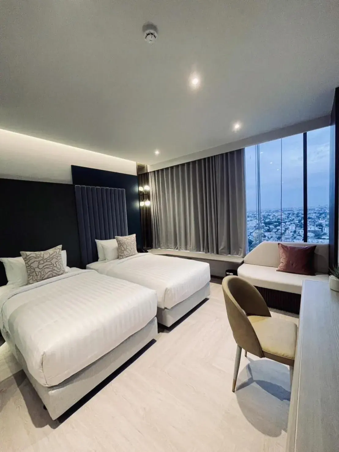 Superior Twin Room in The Quarter Ratchayothin by UHG Superior Twin Room in The Quarter Ratchayothin by UHG