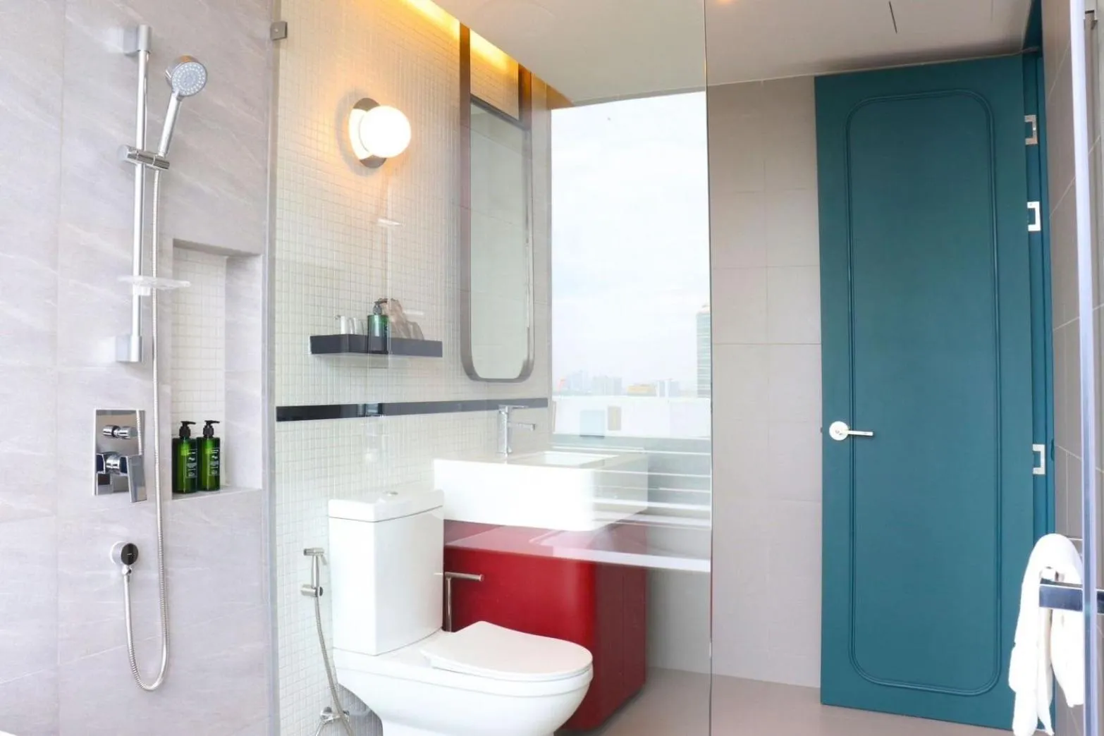 Toilet in The Quarter Ratchayothin by UHG