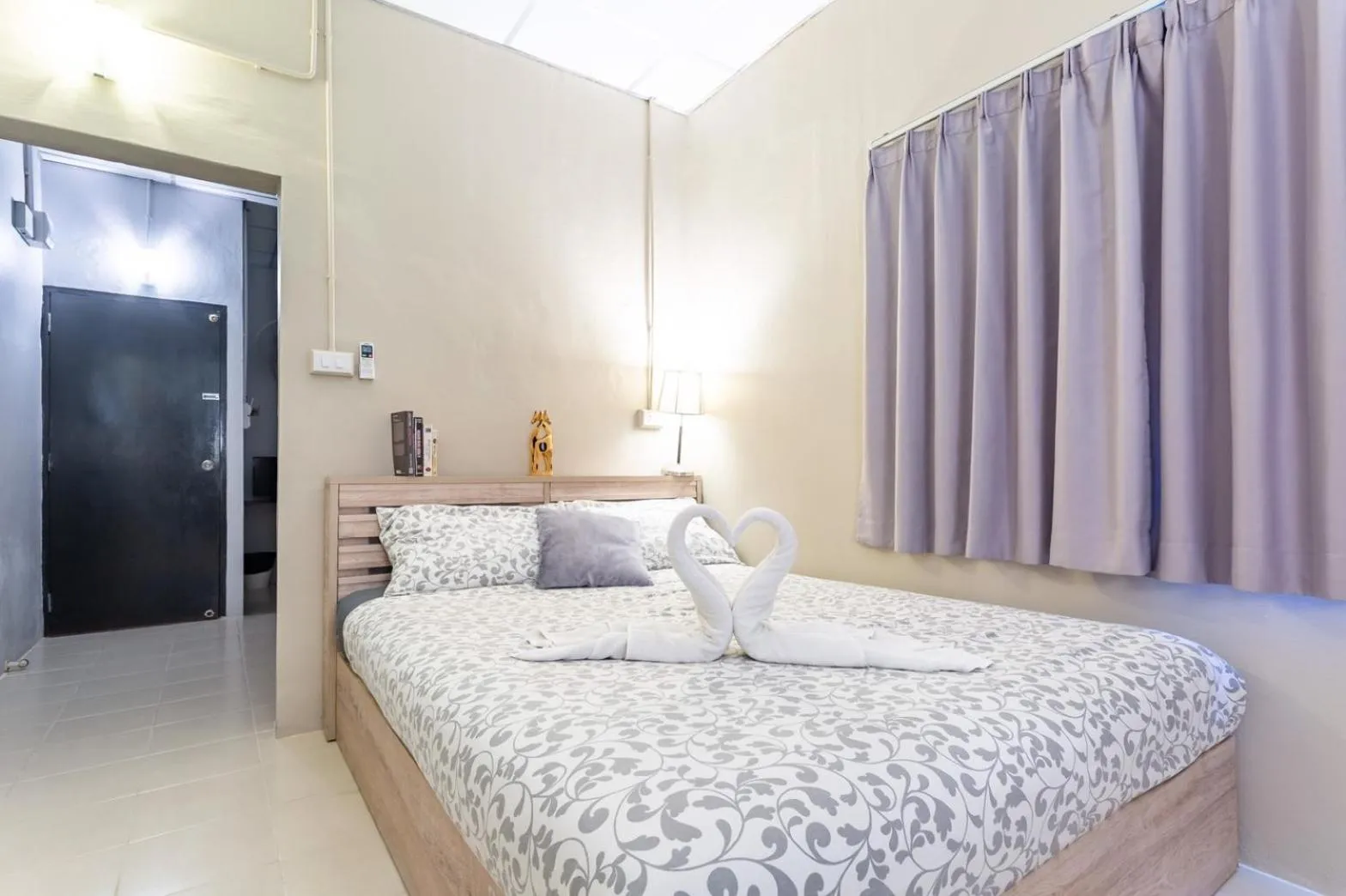 Photo of the whole room, Bed in THE BEACH CHA AM Guest House