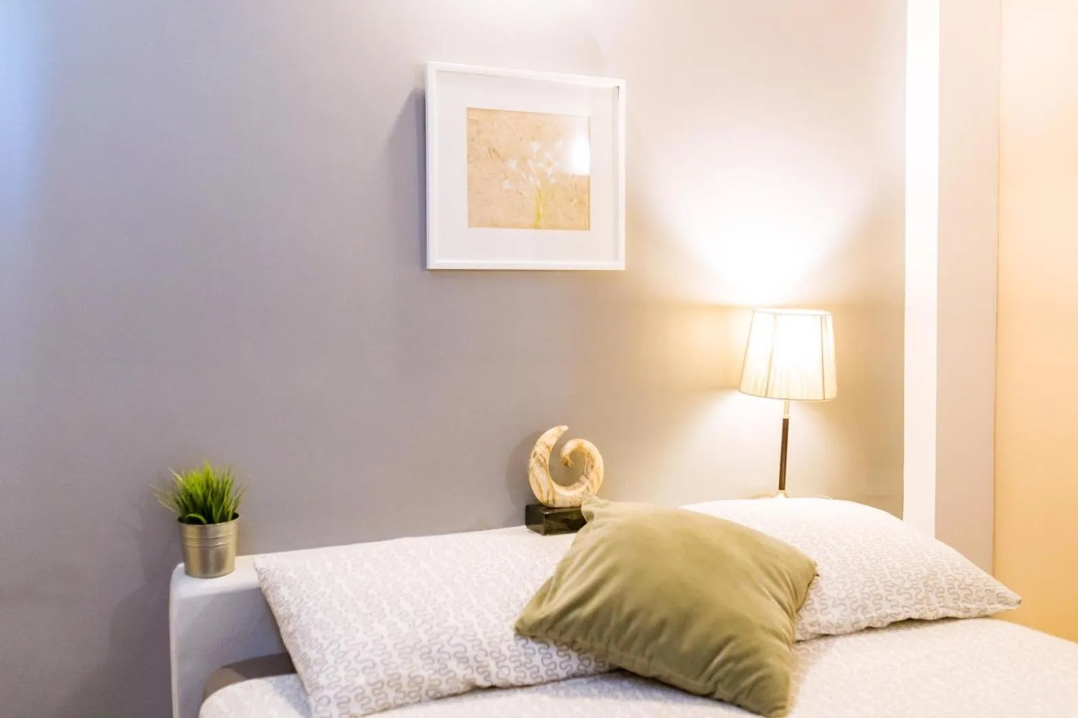 Bedroom, Bed in THE BEACH CHA AM Guest House