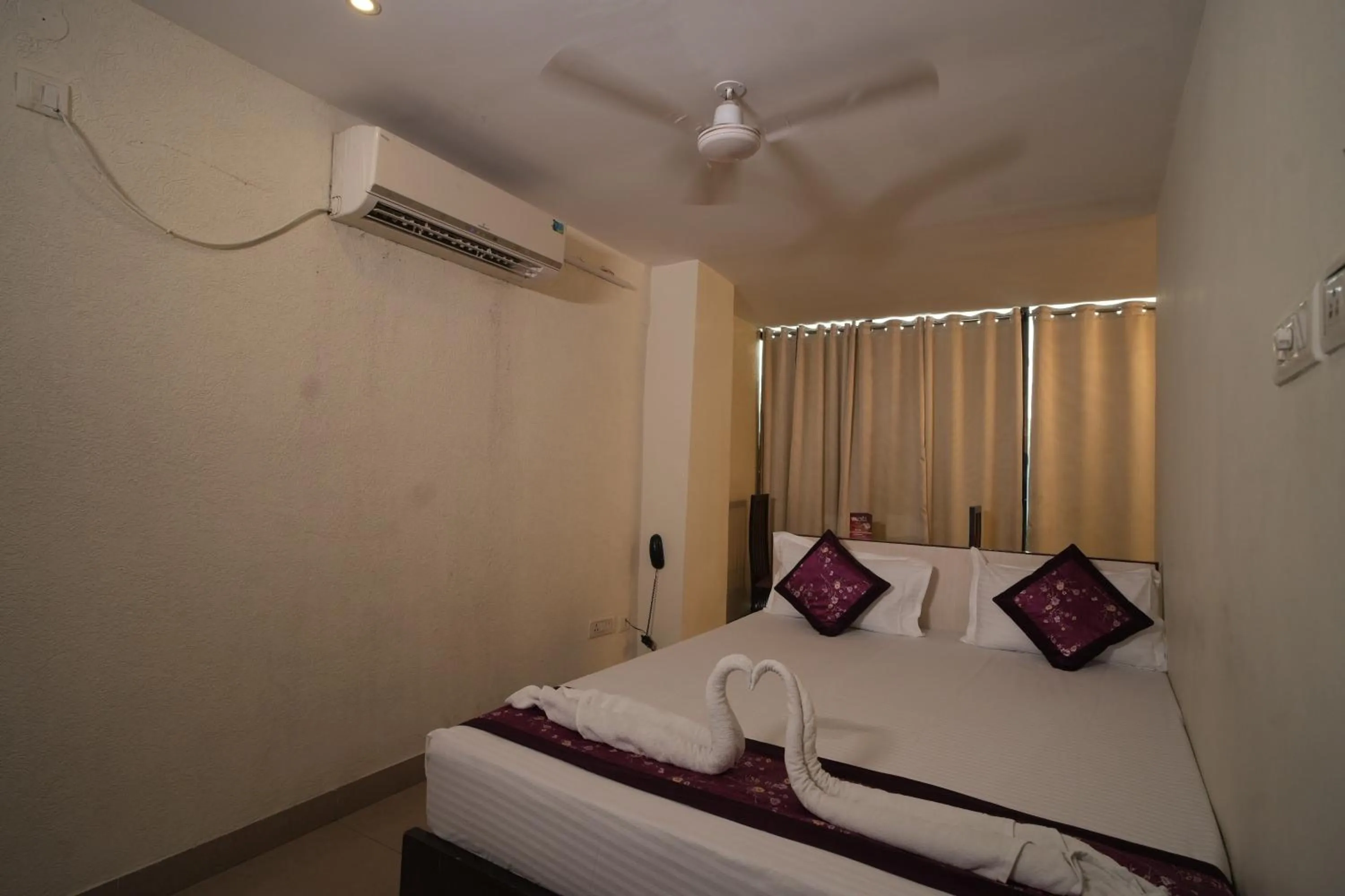 Bedroom in Hotel Pearl