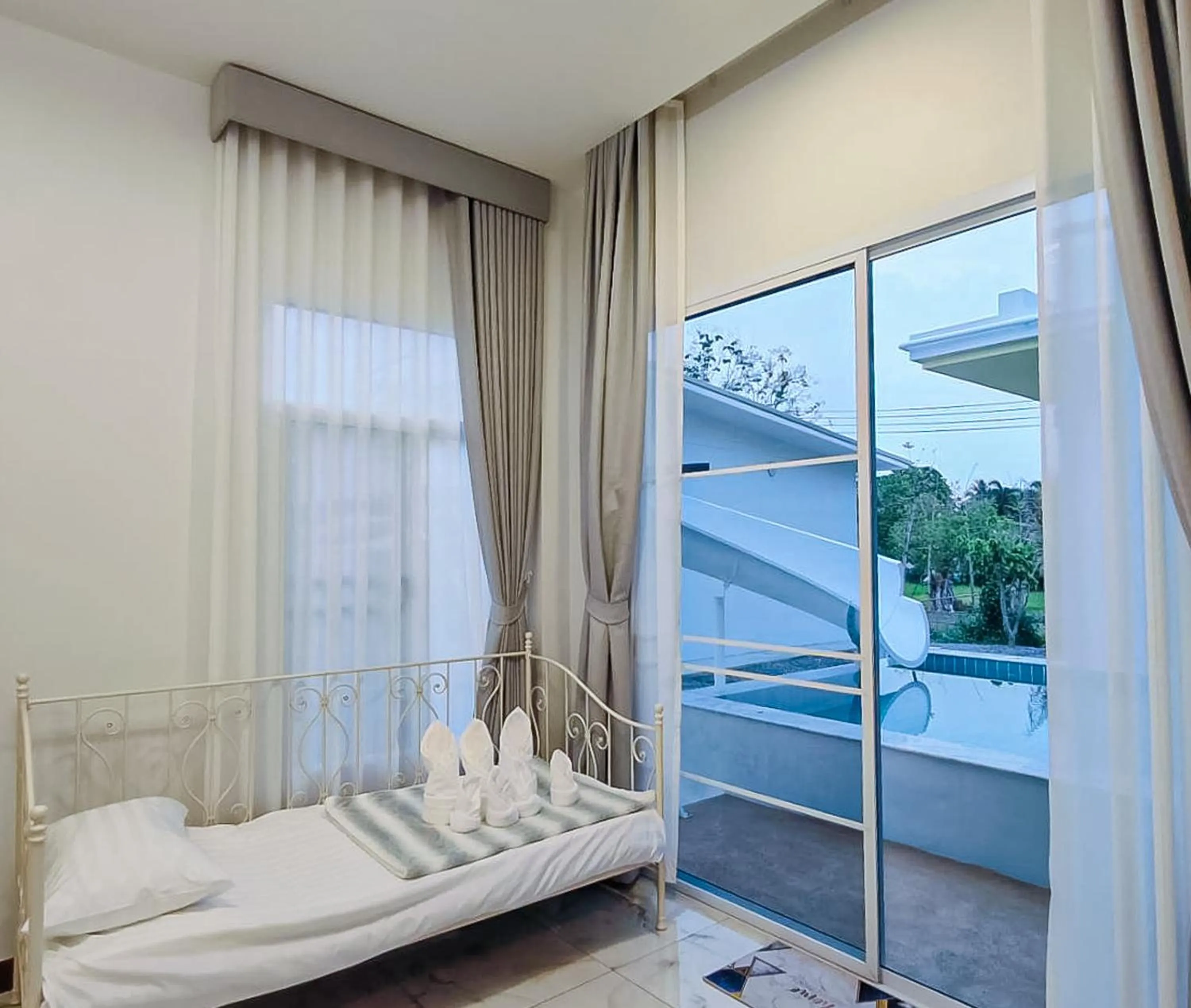 View (from property/room), Bed in 189Premier Villa Lamphun