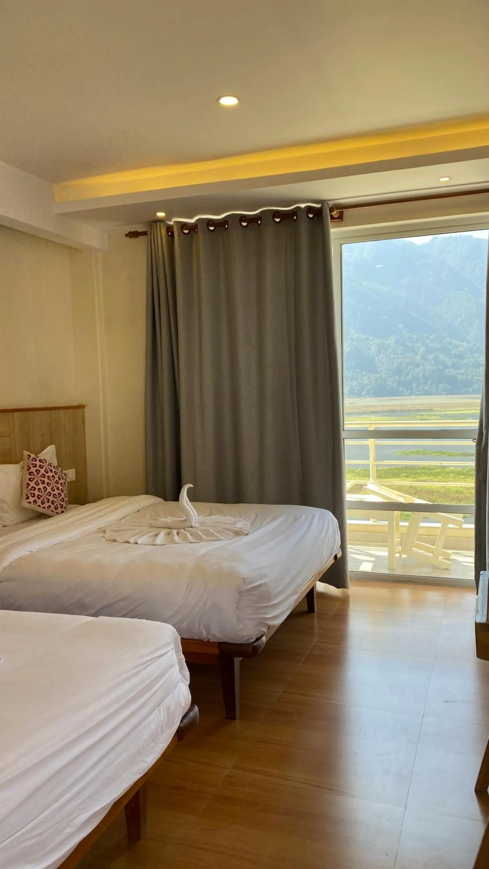 Bed in Samiyog Tourist Resort