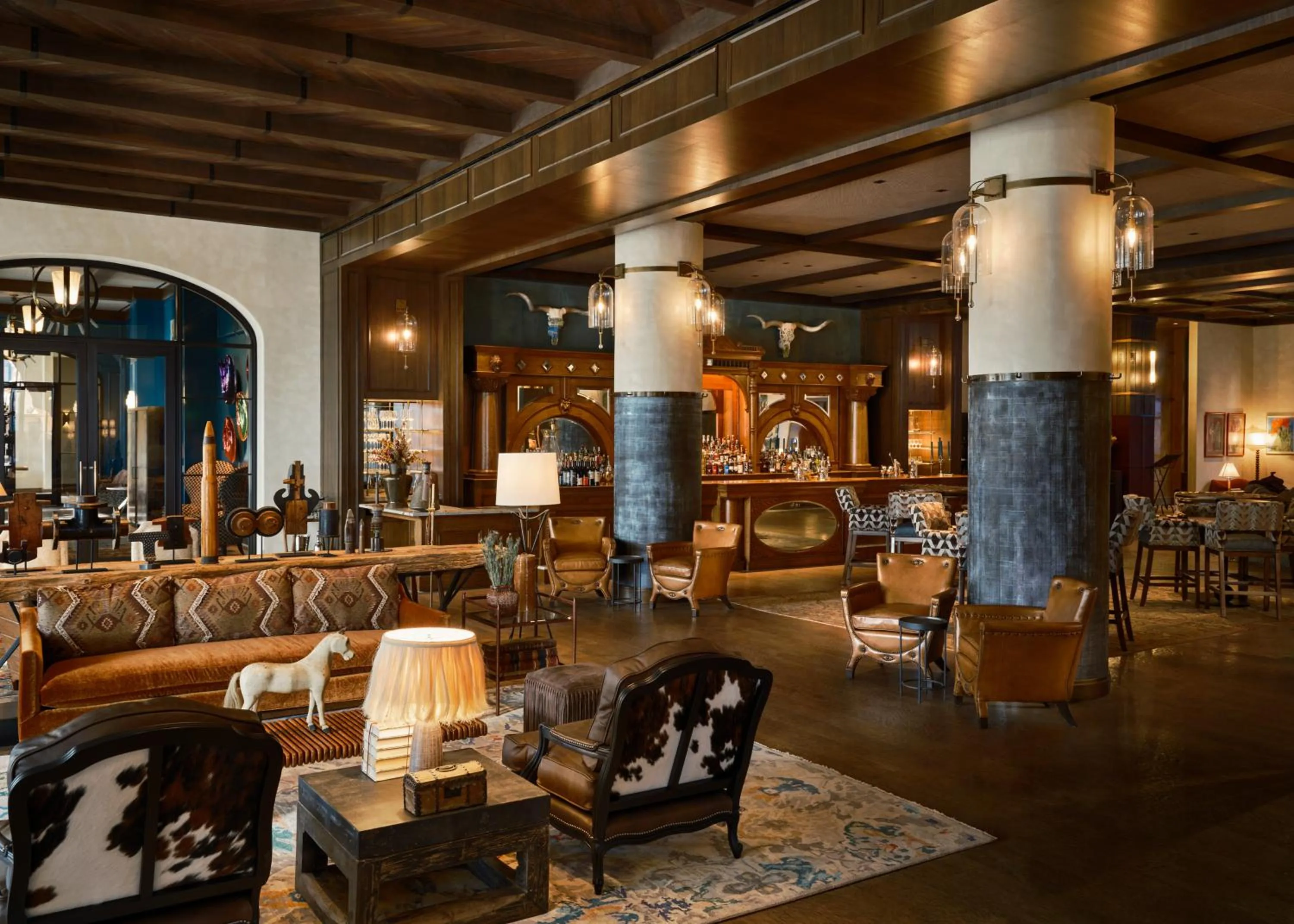 Lounge or bar in Bowie House, Auberge Collection