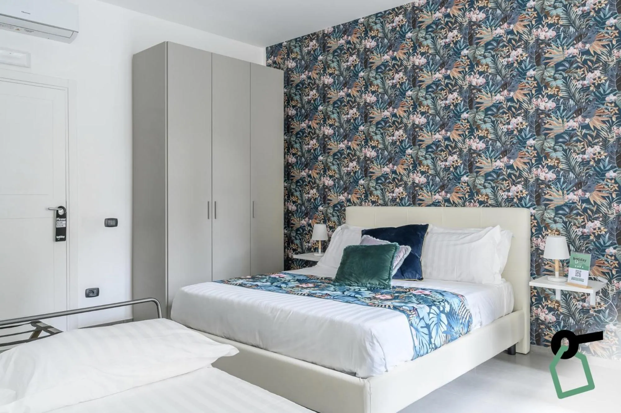 Bedroom, Bed in Hotiday Room Collection - Napoli Sant'Arcangelo