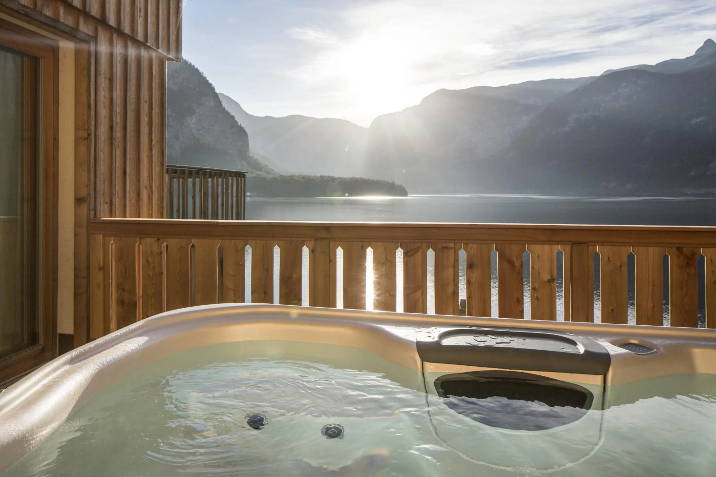 Swimming pool in Hallstatt Hideaway - Adults only