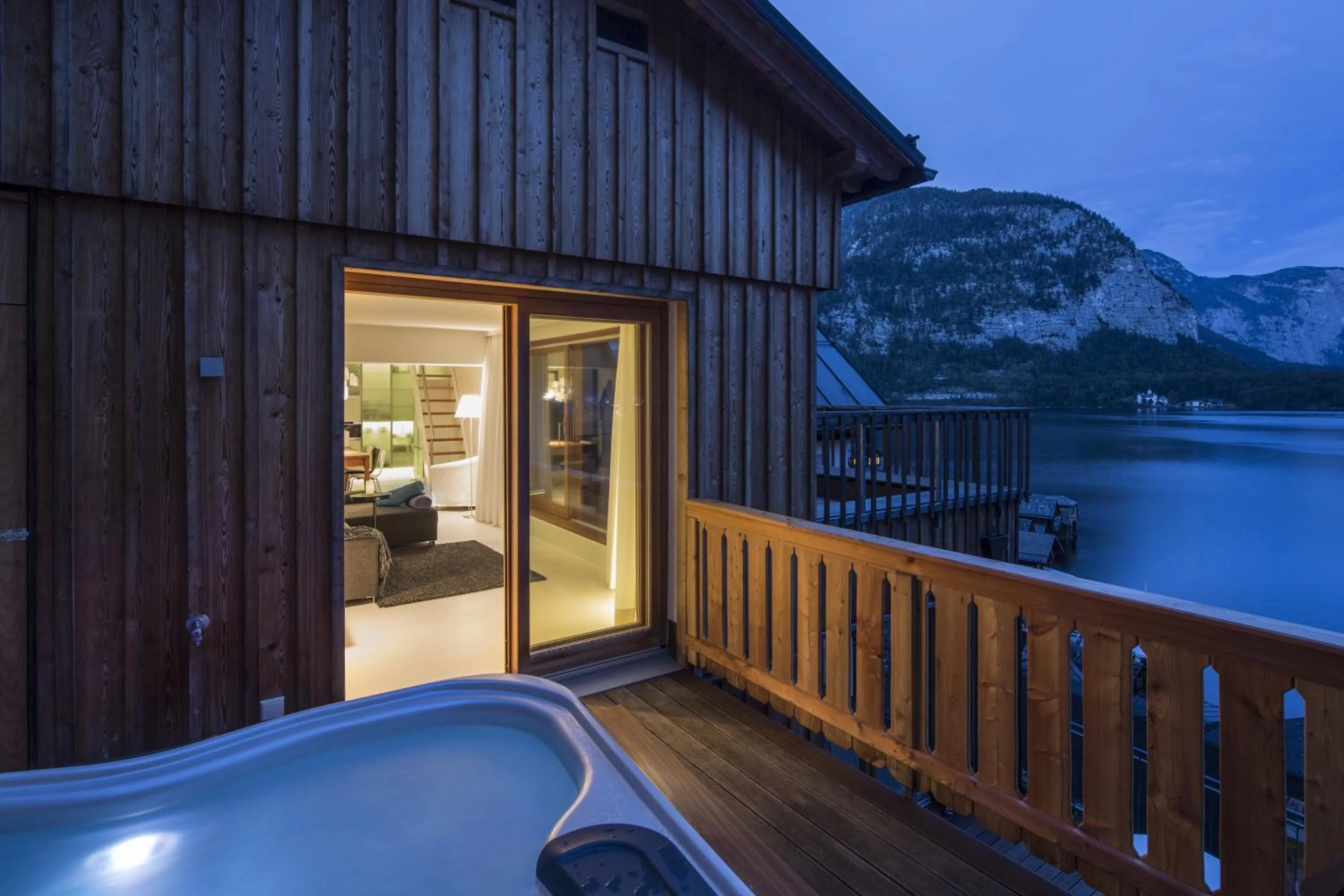 Balcony/Terrace in Hallstatt Hideaway - Adults only