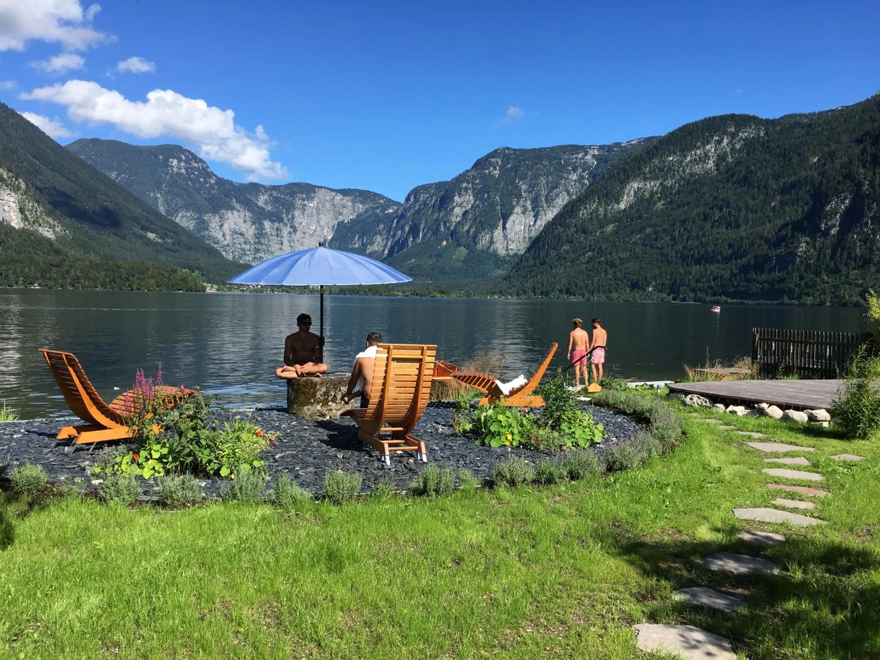 Garden in Hallstatt Hideaway - Adults only