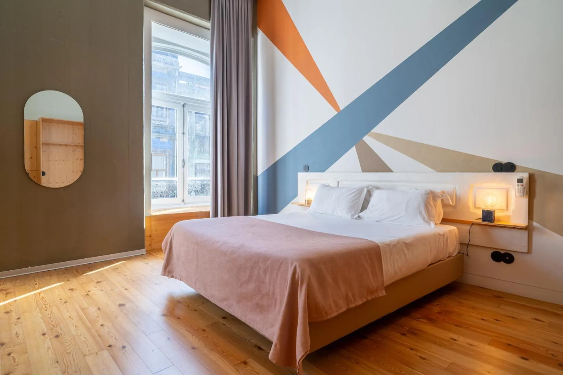 Bed in Limehome Porto Rua da Conceicao