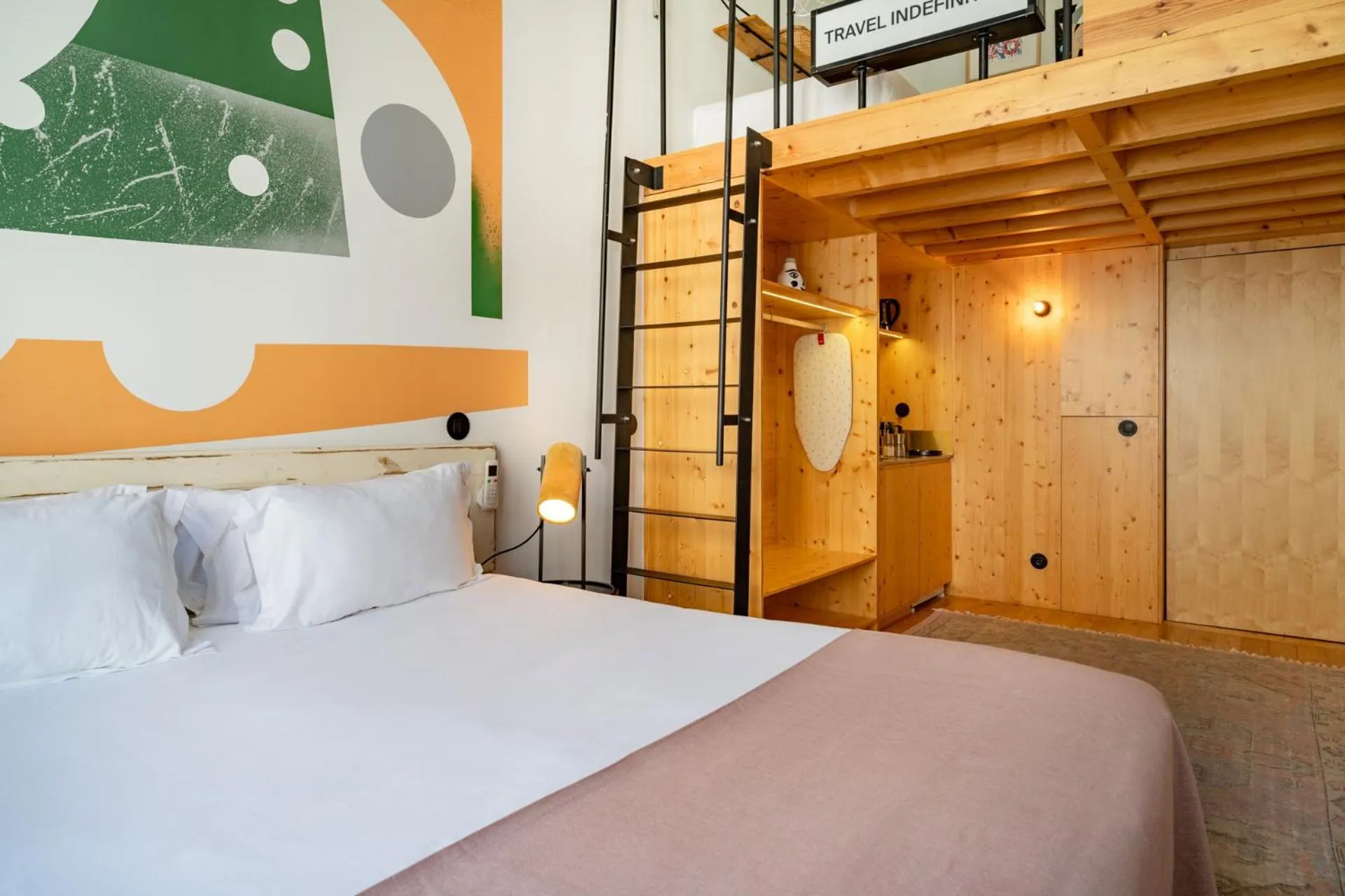 Bed in Limehome Porto Rua da Conceicao