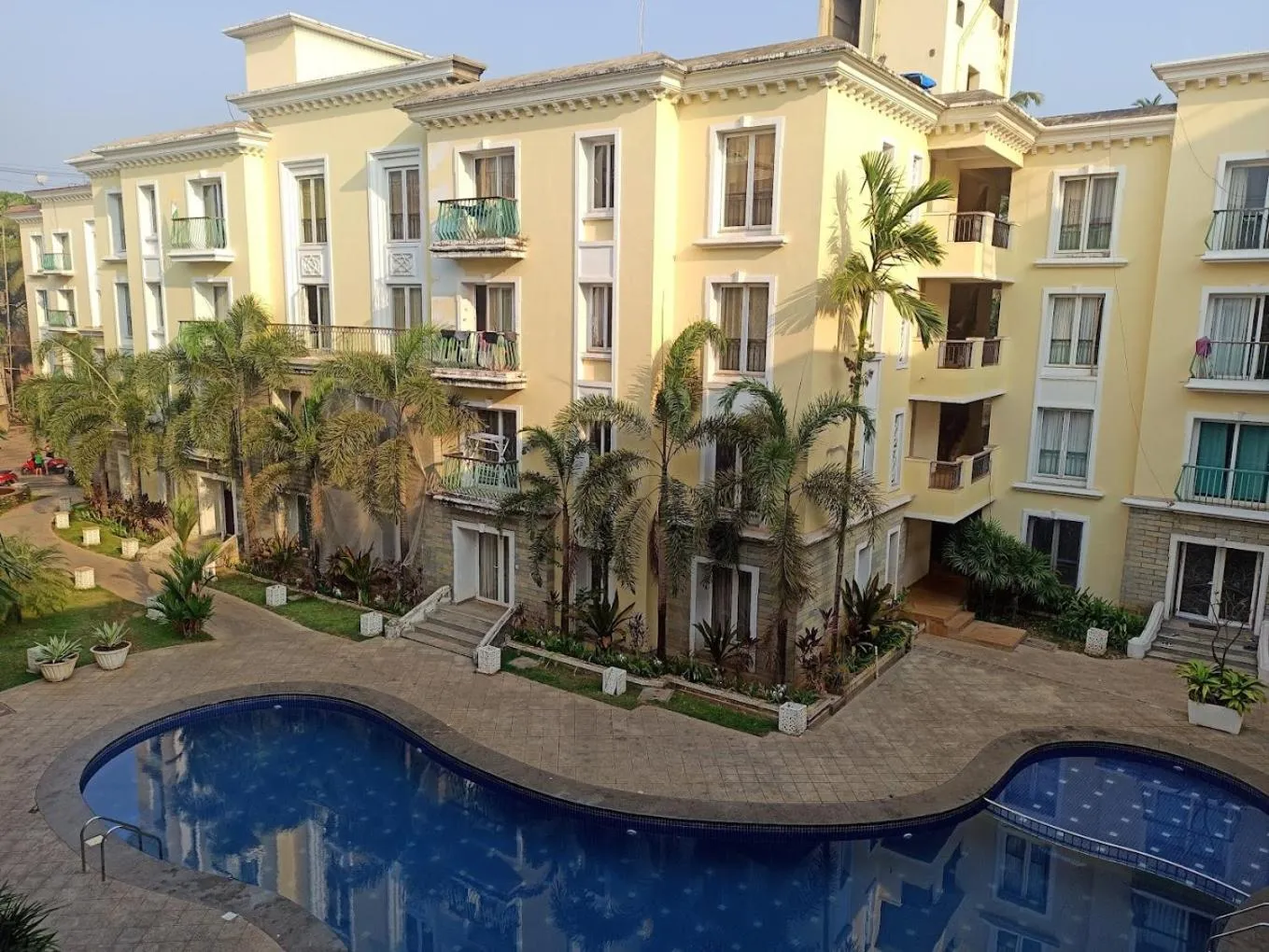 Property building in Asta by Avim