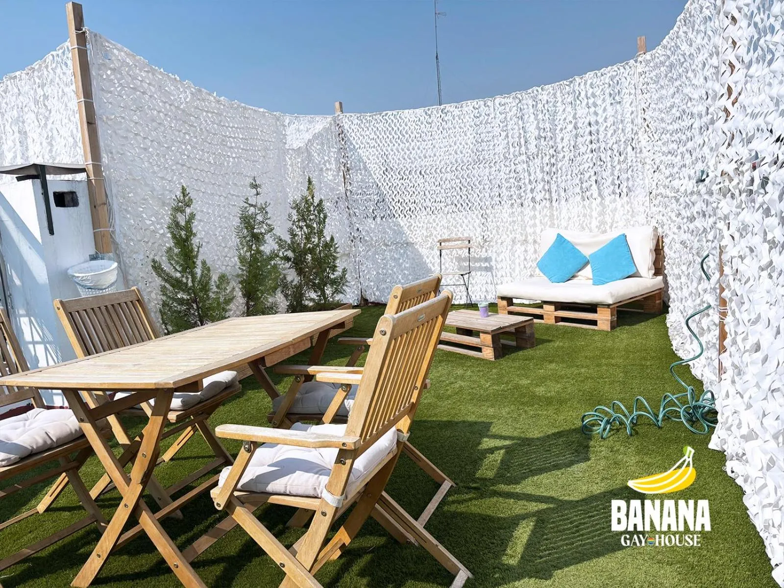 Balcony/Terrace in Banana Gay House - Only Men