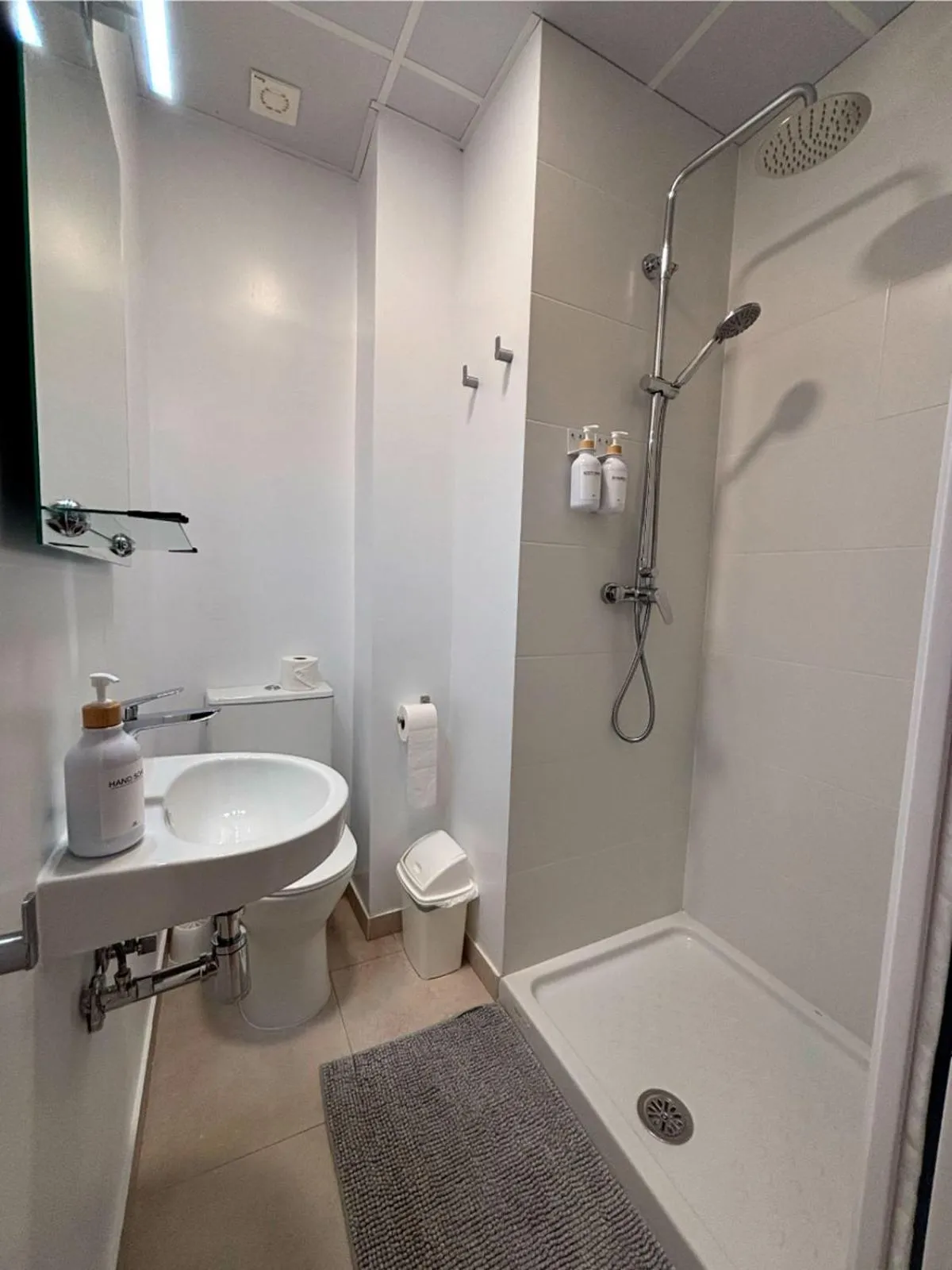 Bathroom in Banana Gay House - Only Men