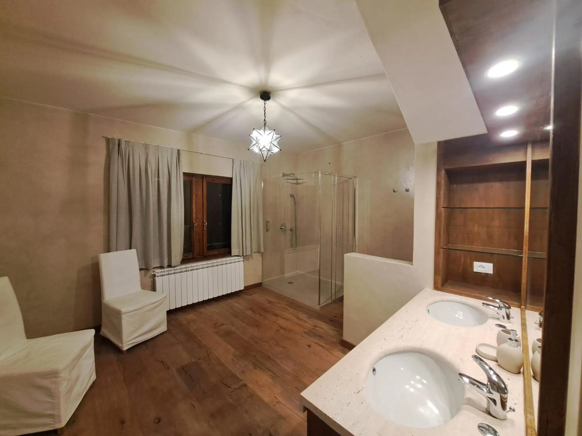 Bathroom, Bed in Collina di Verona Borgo San Mattia