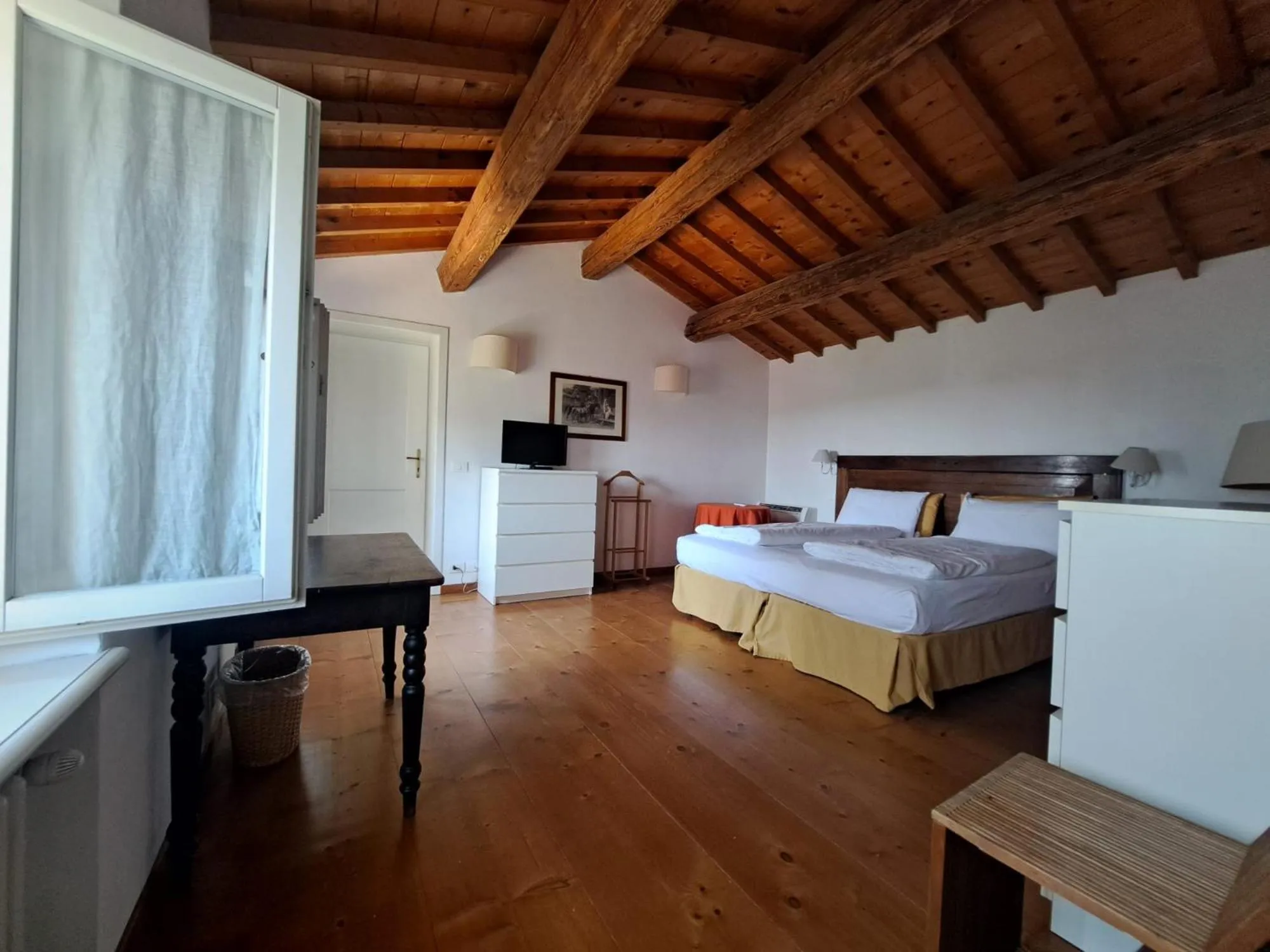 Bedroom, Bed in Collina di Verona Borgo San Mattia