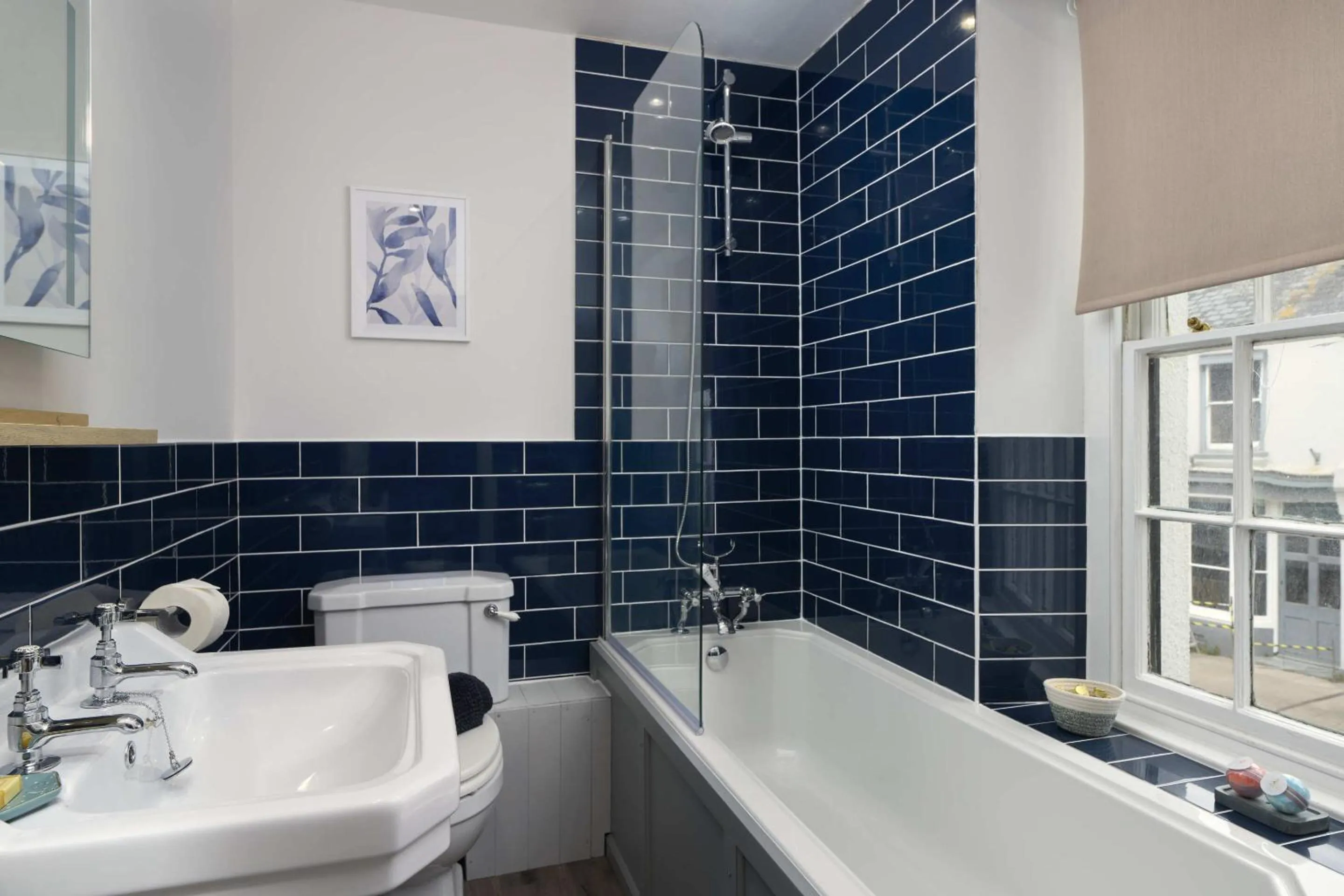 Bathroom in The White Hart Hotel