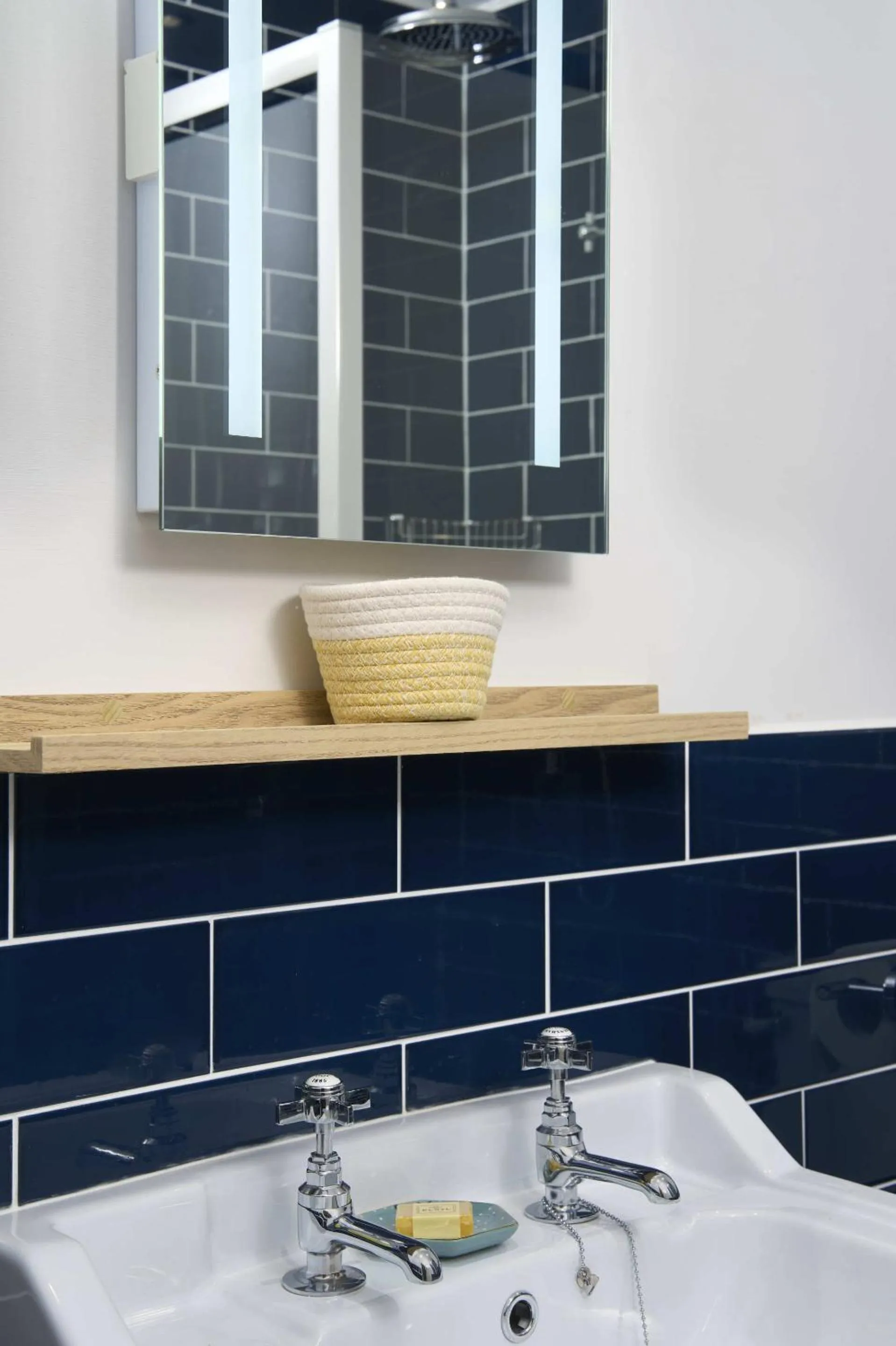 Bathroom in The White Hart Hotel