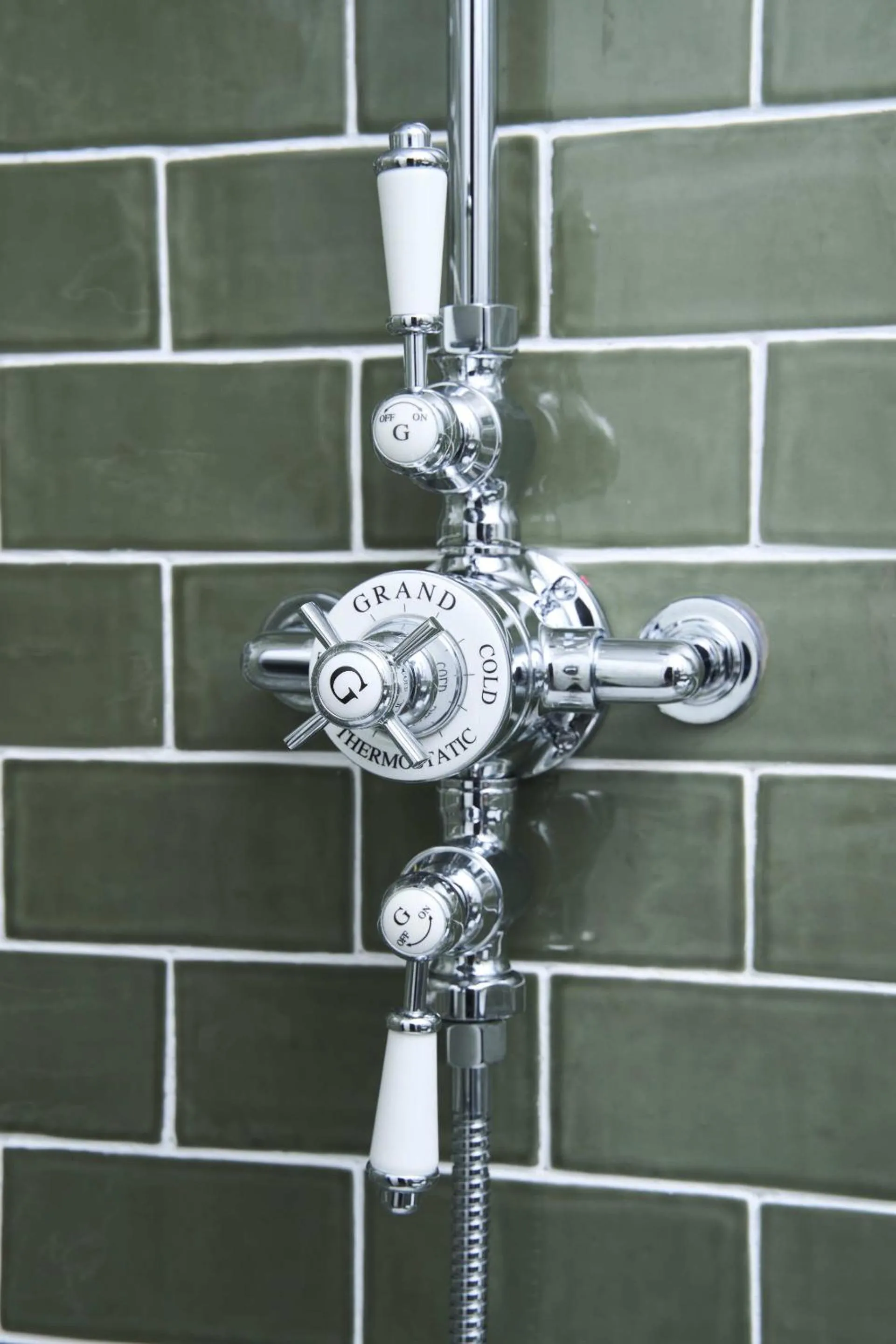 Bathroom in The White Hart Hotel