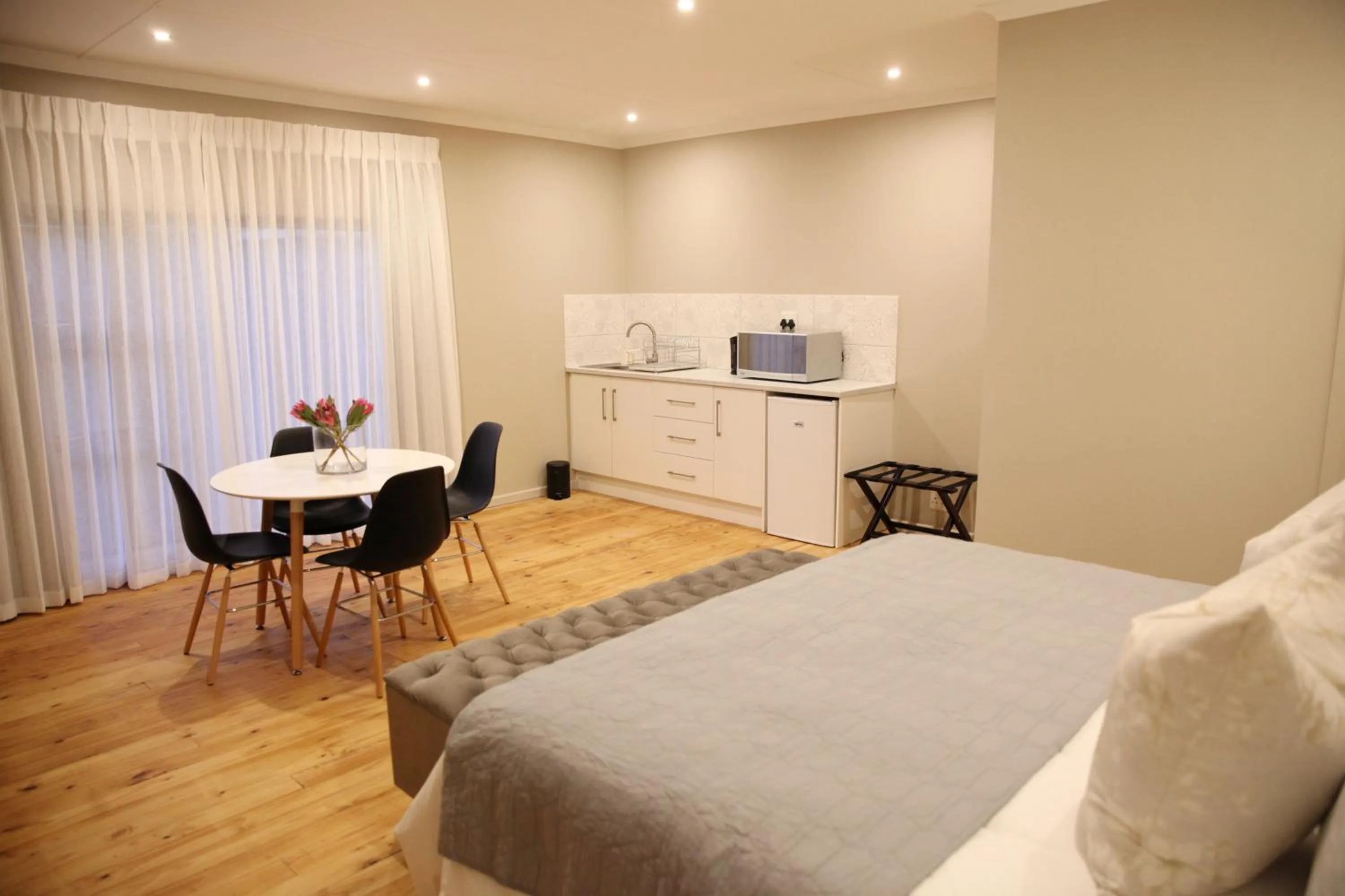 Bed in Eden Guesthouse B&B