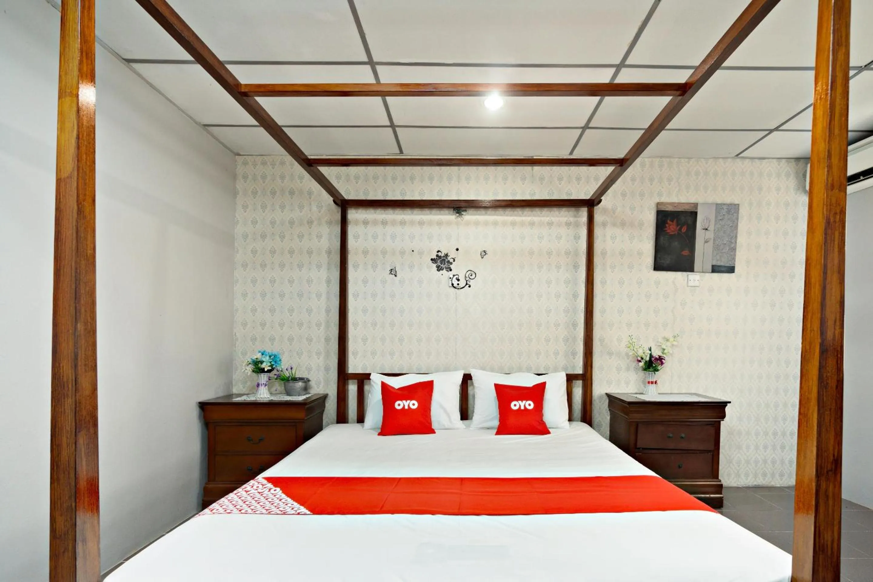 Bedroom in OYO 90929 DJ Hotel