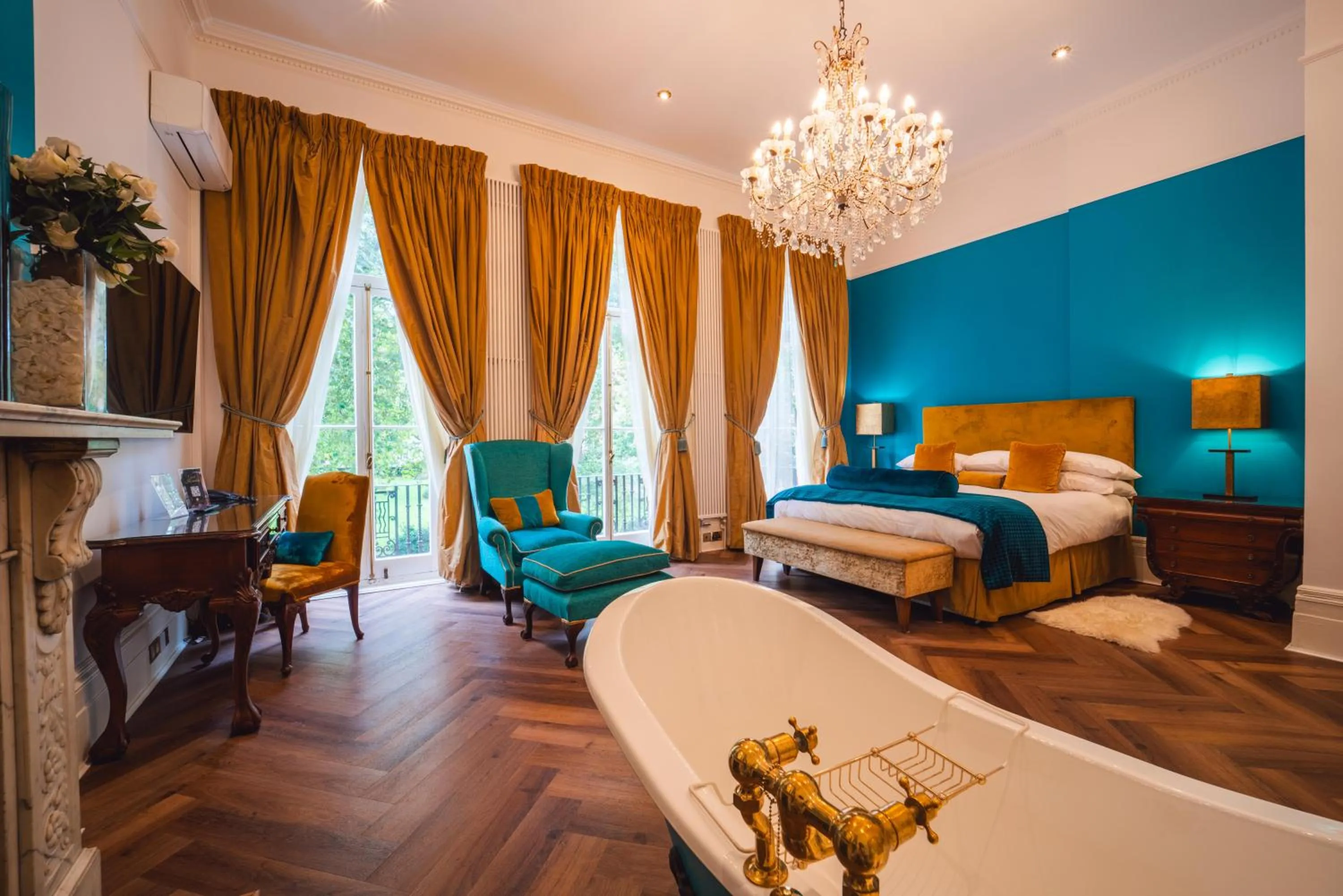 Bedroom, Bed in Twenty Nevern Square Hotel