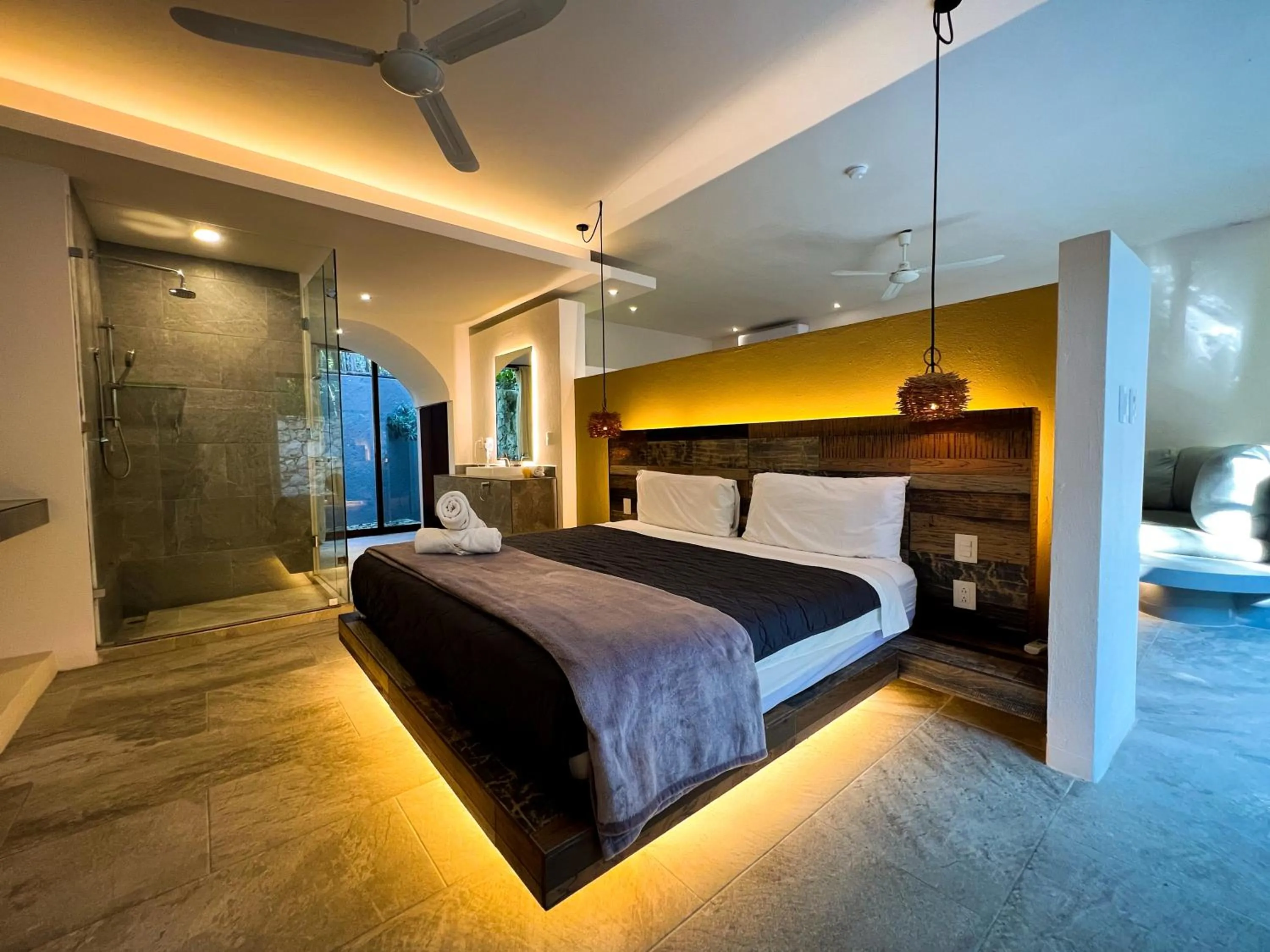 Bedroom, Bed in Kuun Taak Tulum