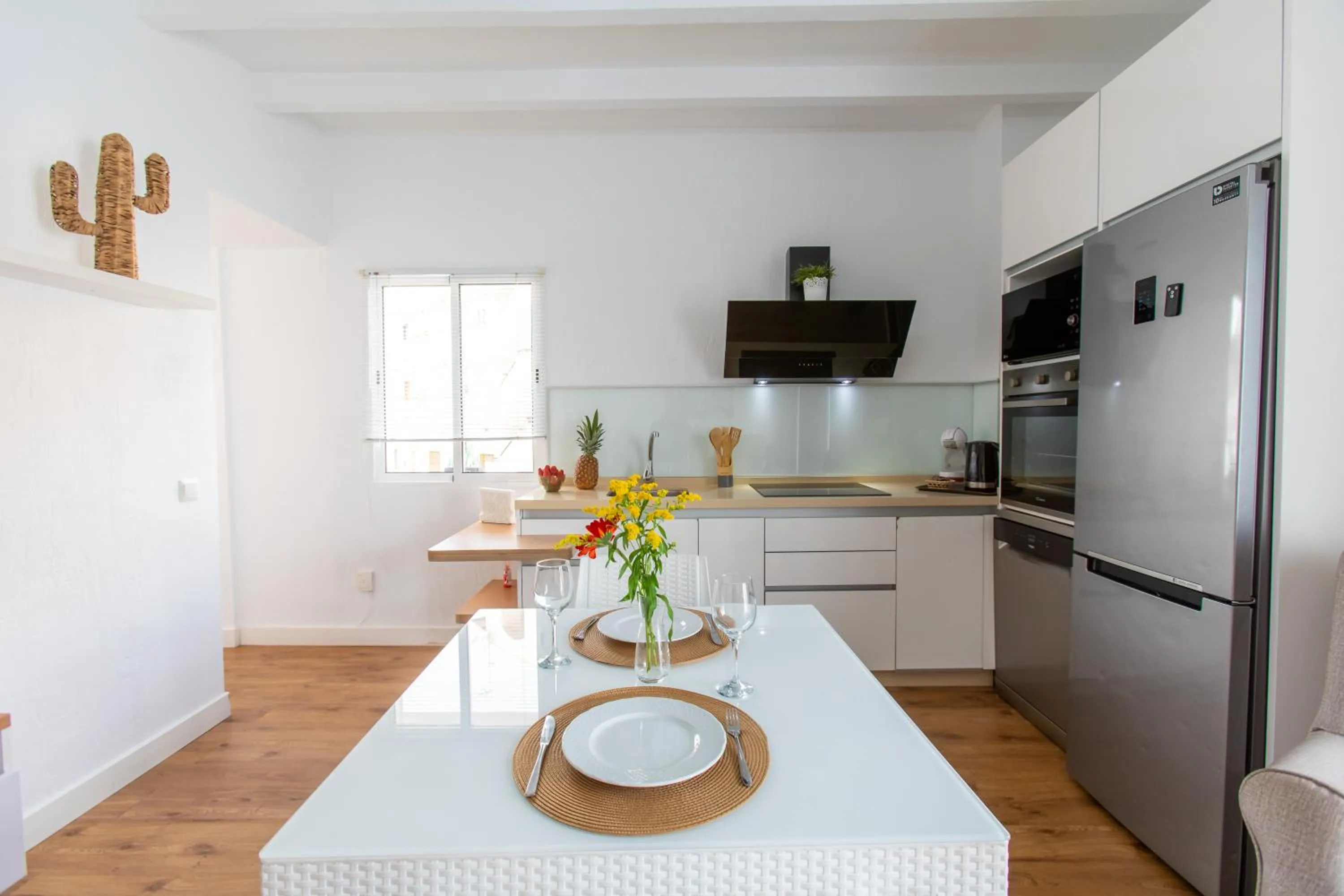 Kitchen or kitchenette in Boutique Rooms Playa Burriana
