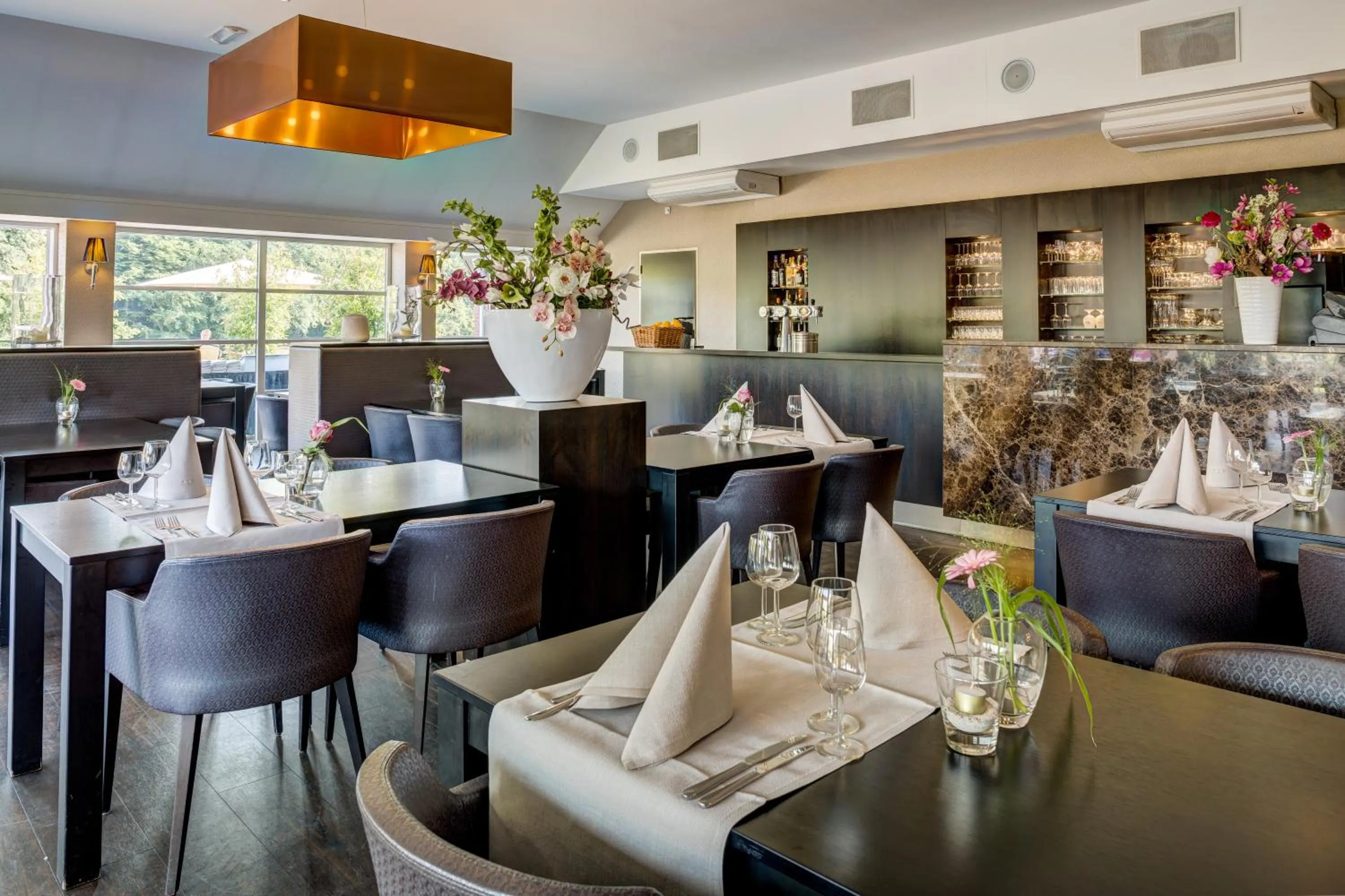 Restaurant/places to eat in Fletcher Landgoed Hotel Holthurnsche Hof
