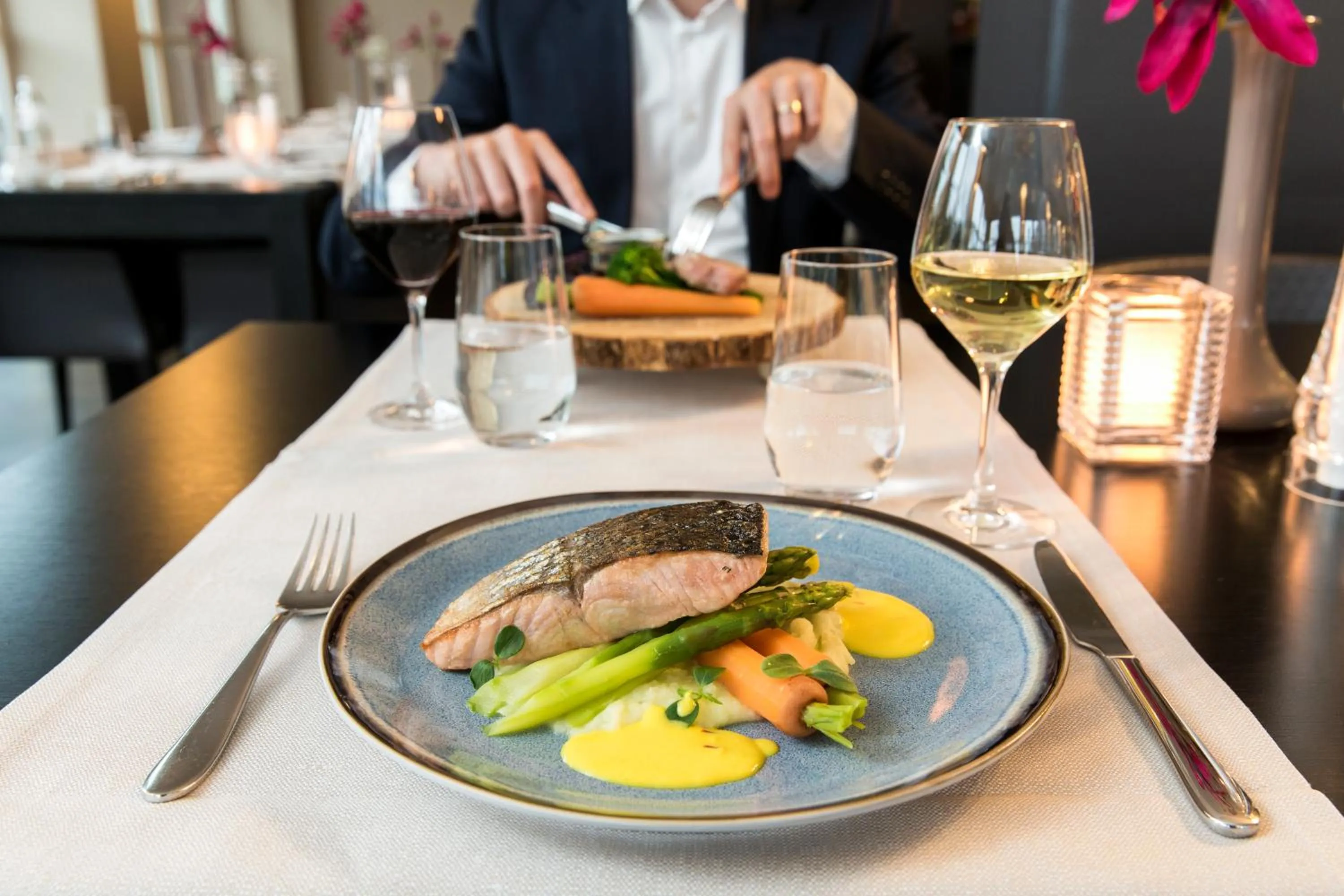 Restaurant/places to eat in Fletcher Landgoed Hotel Holthurnsche Hof