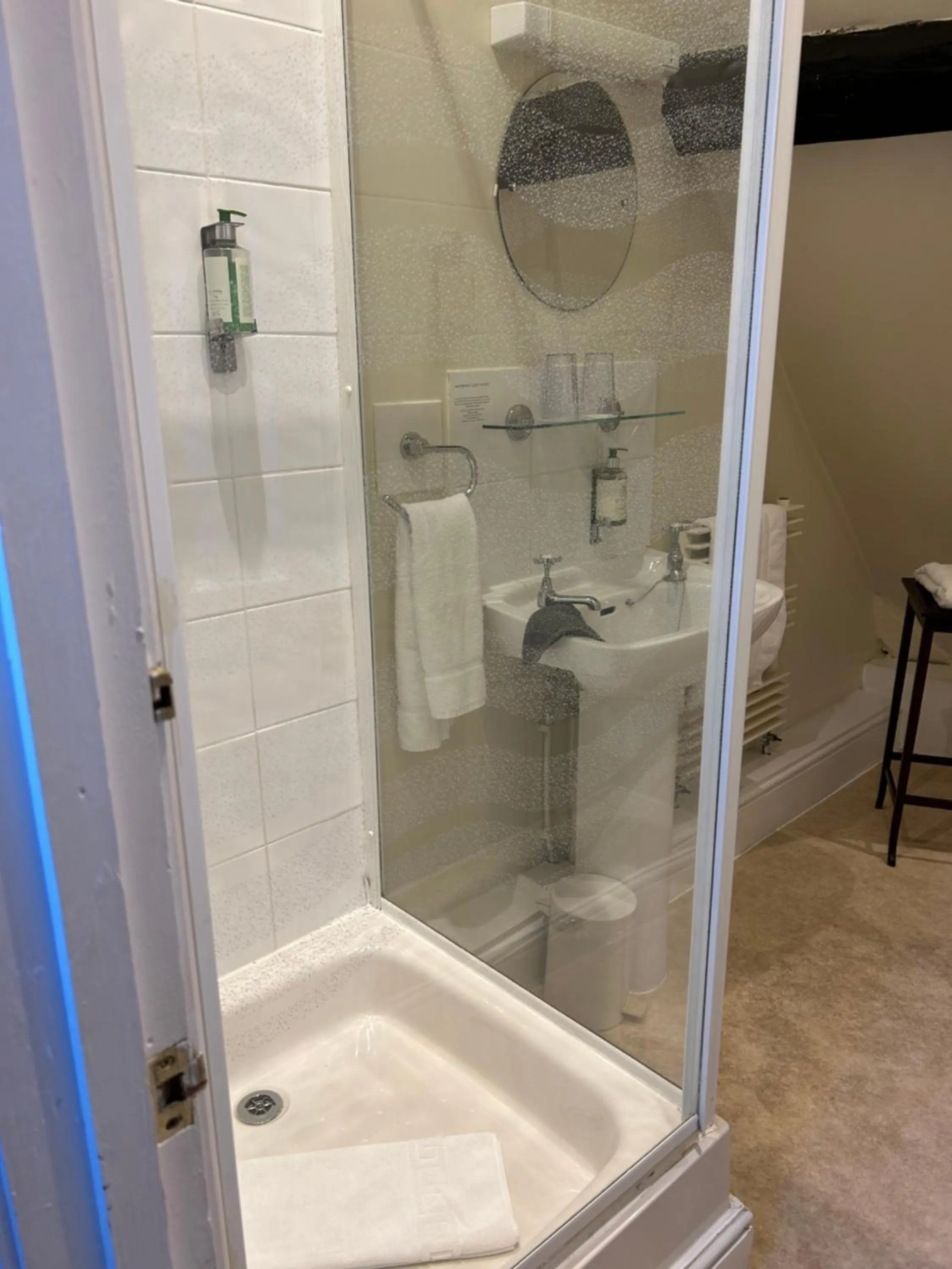 Corinium Hotel & Restaurant