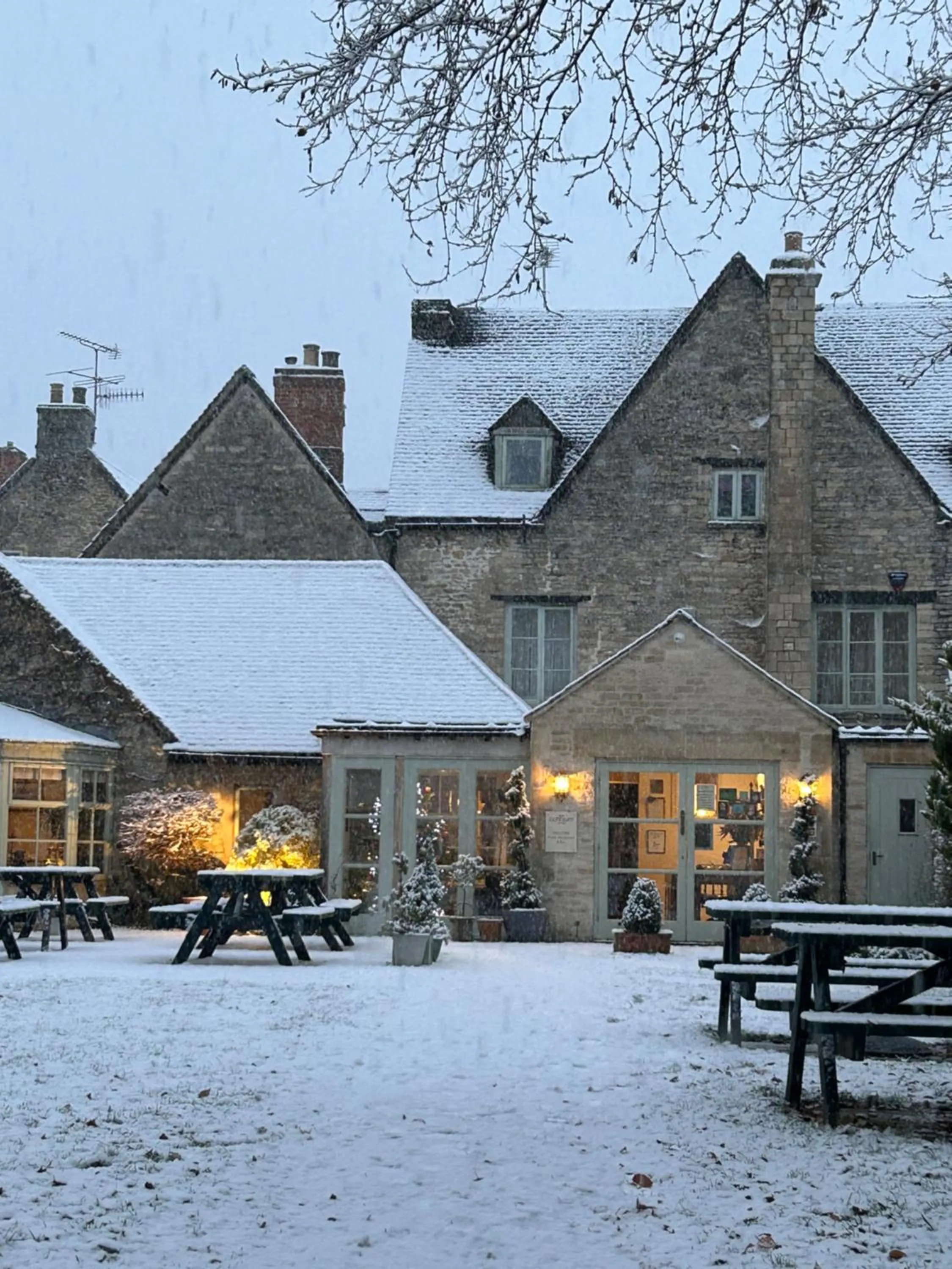 Corinium Hotel & Restaurant