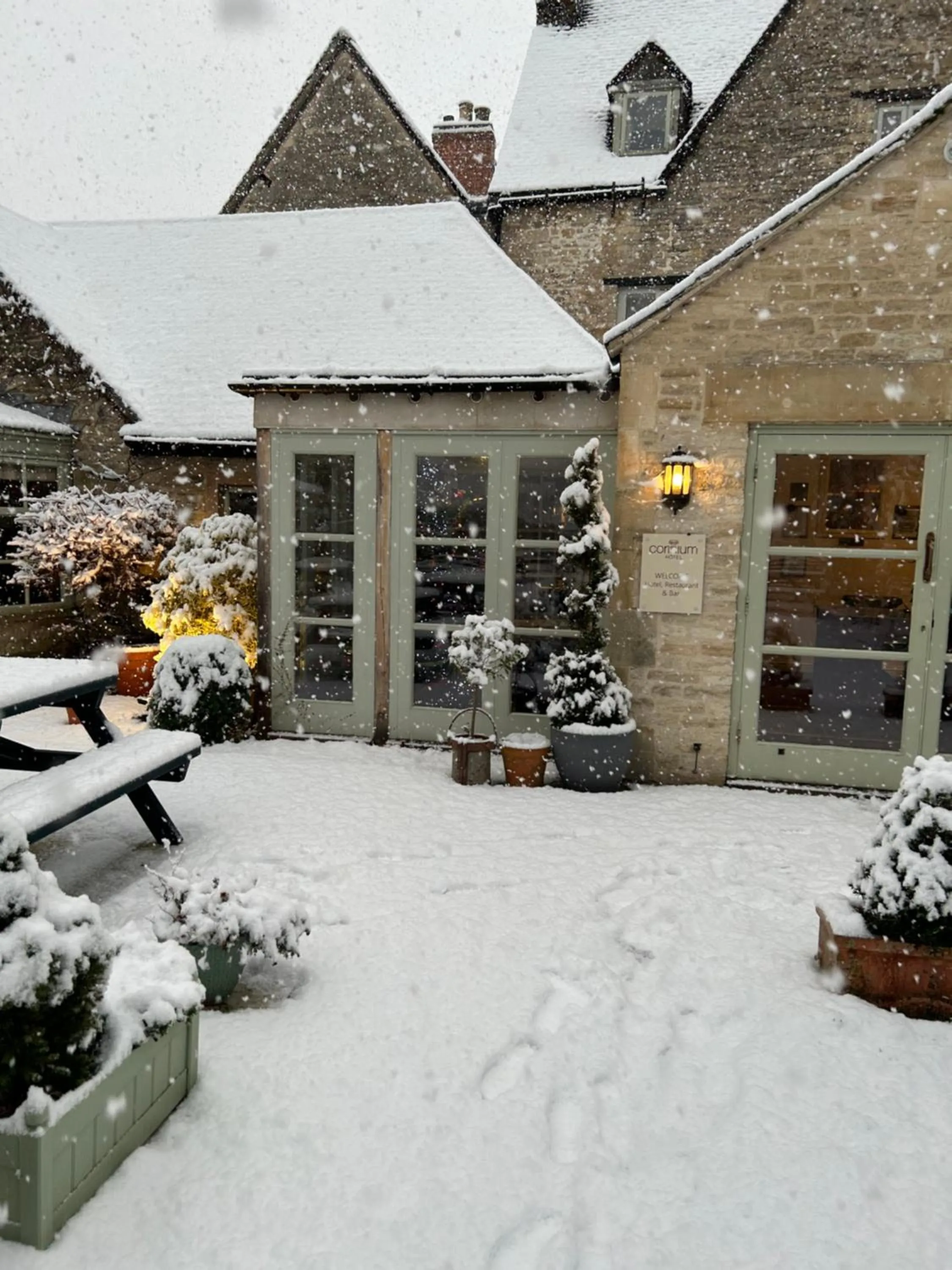 Corinium Hotel & Restaurant