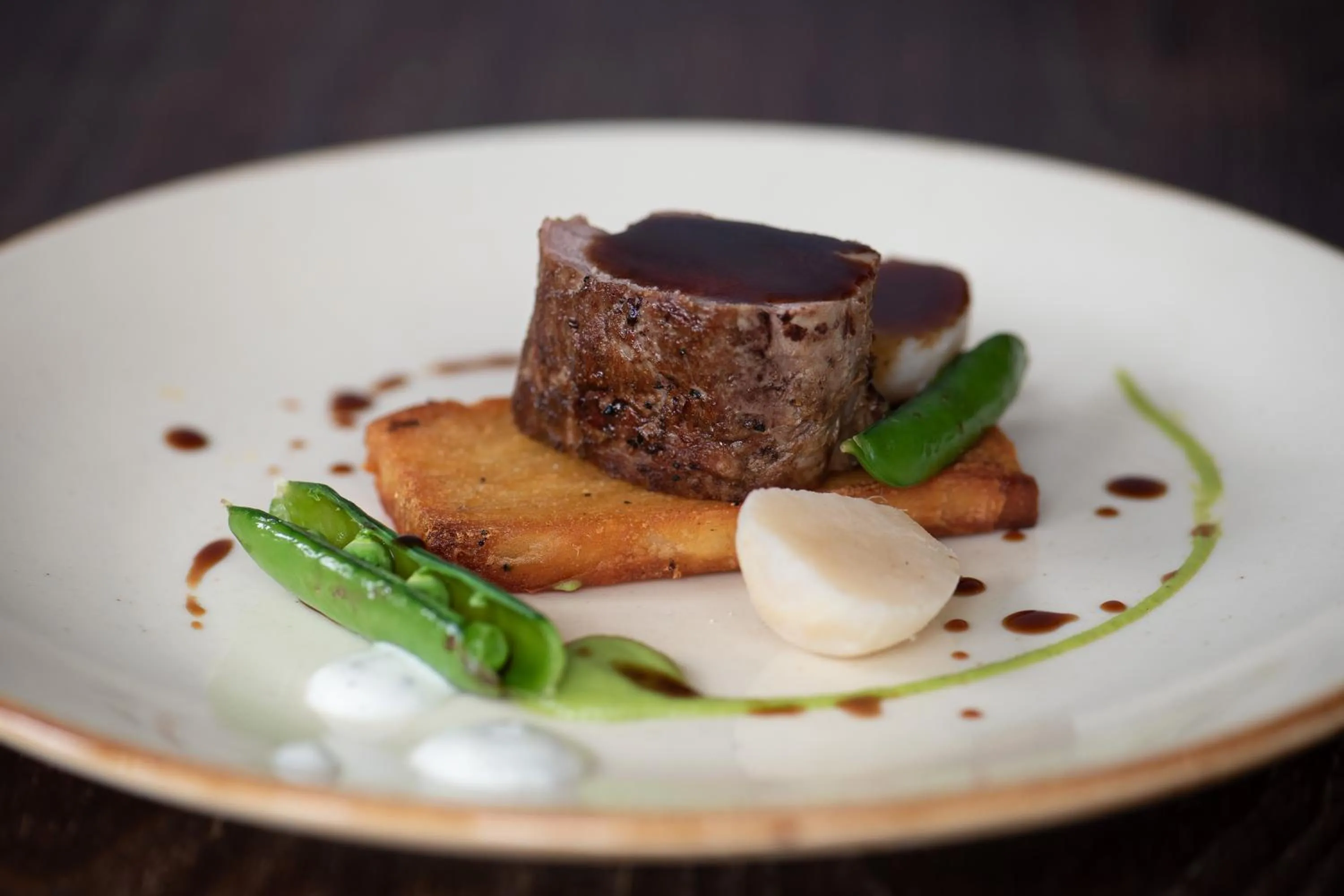 Corinium Hotel & Restaurant