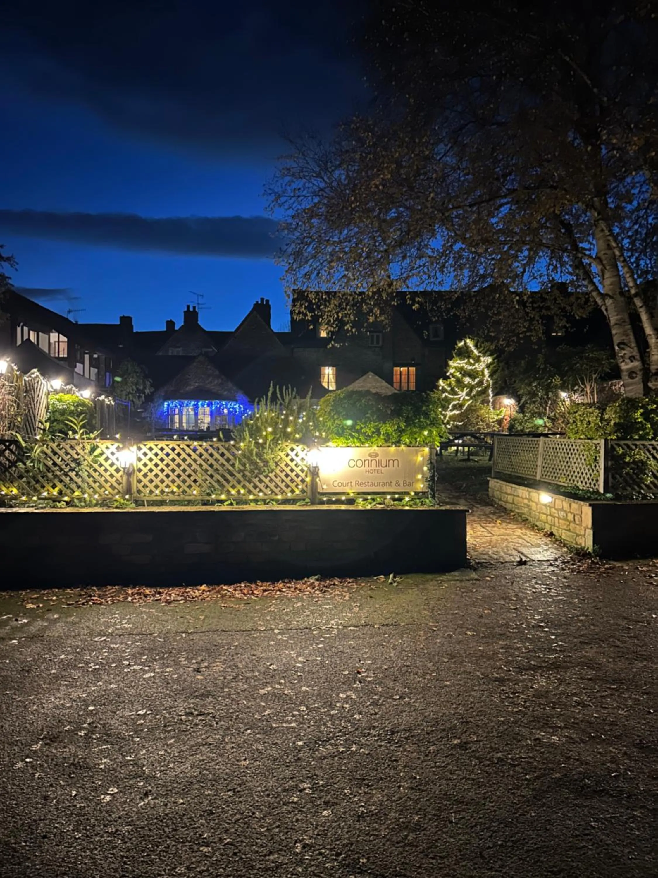 Corinium Hotel & Restaurant