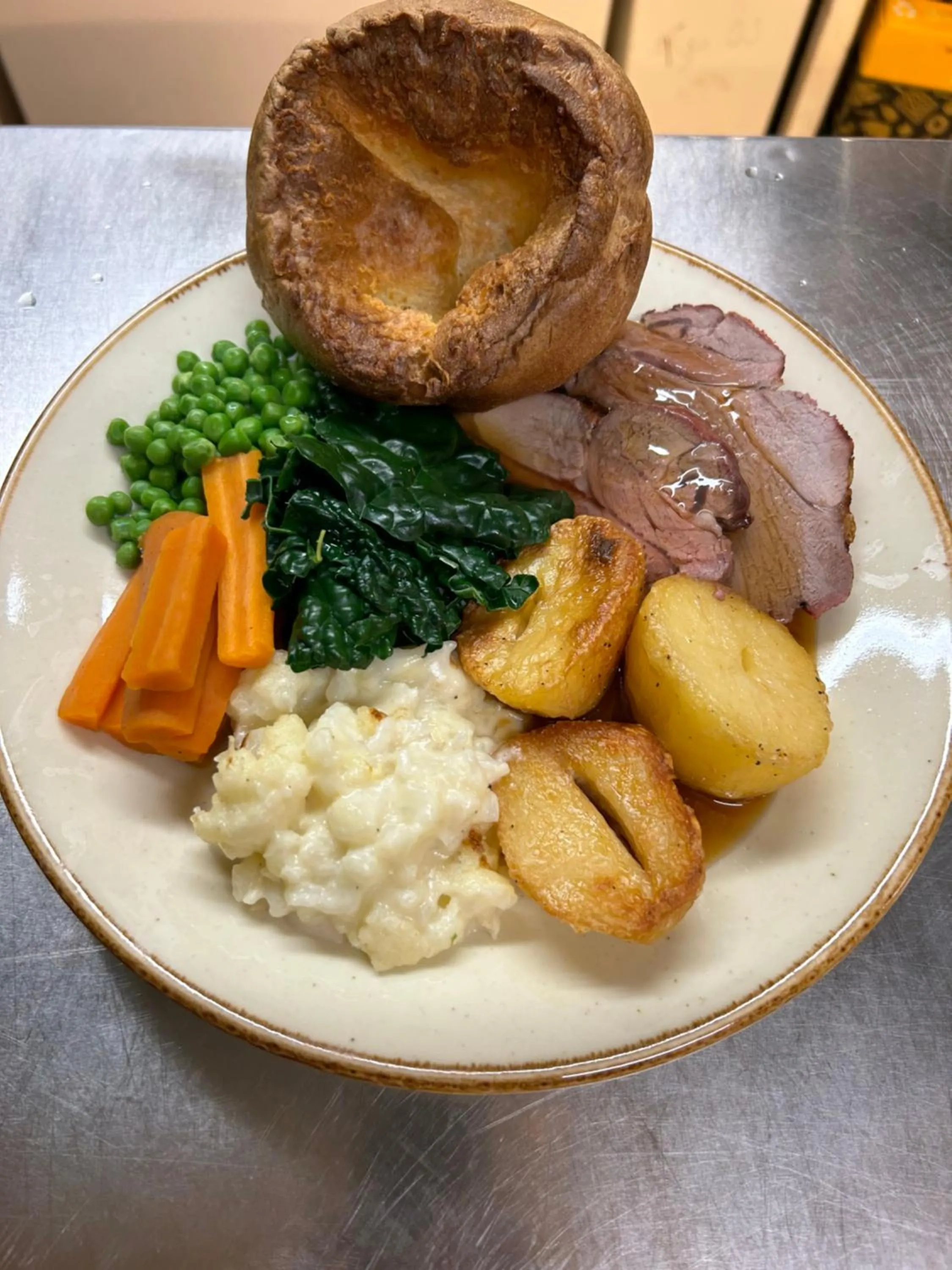 Corinium Hotel & Restaurant