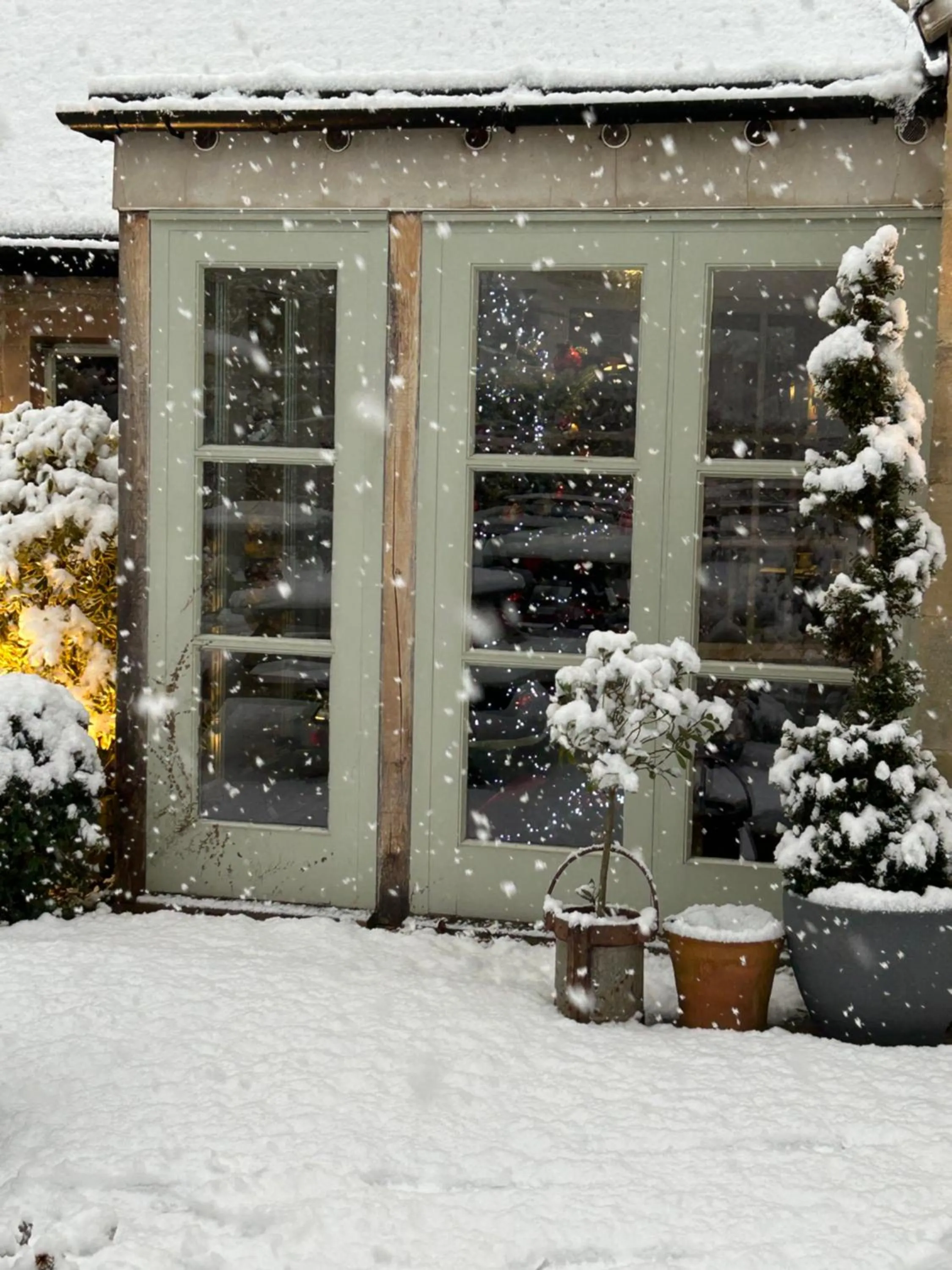 Corinium Hotel & Restaurant