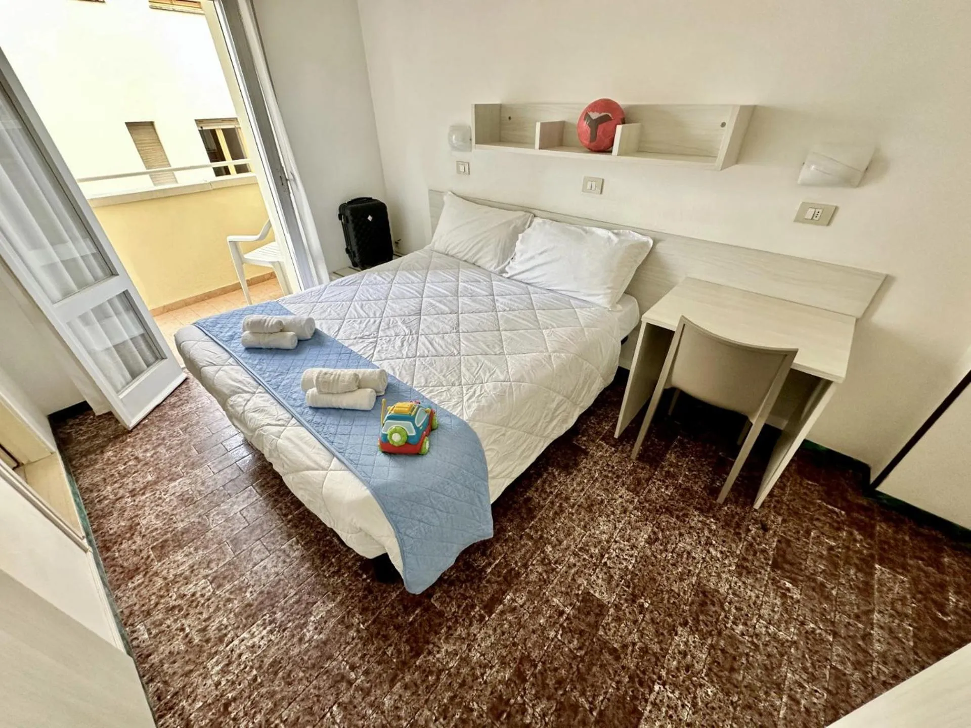 Bed in Hotel Napoleon