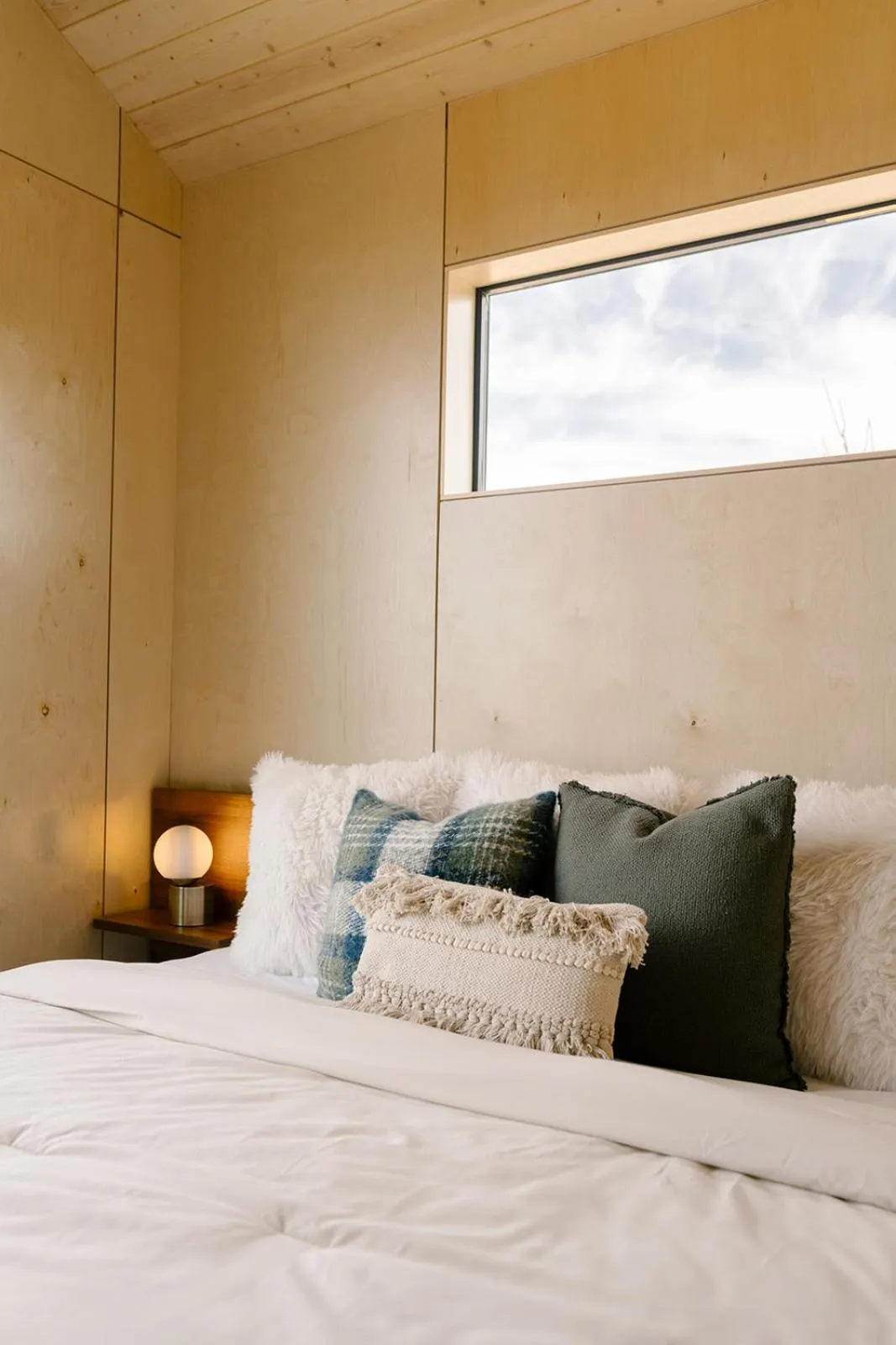 Bed in Yellowstone Peaks Hotel