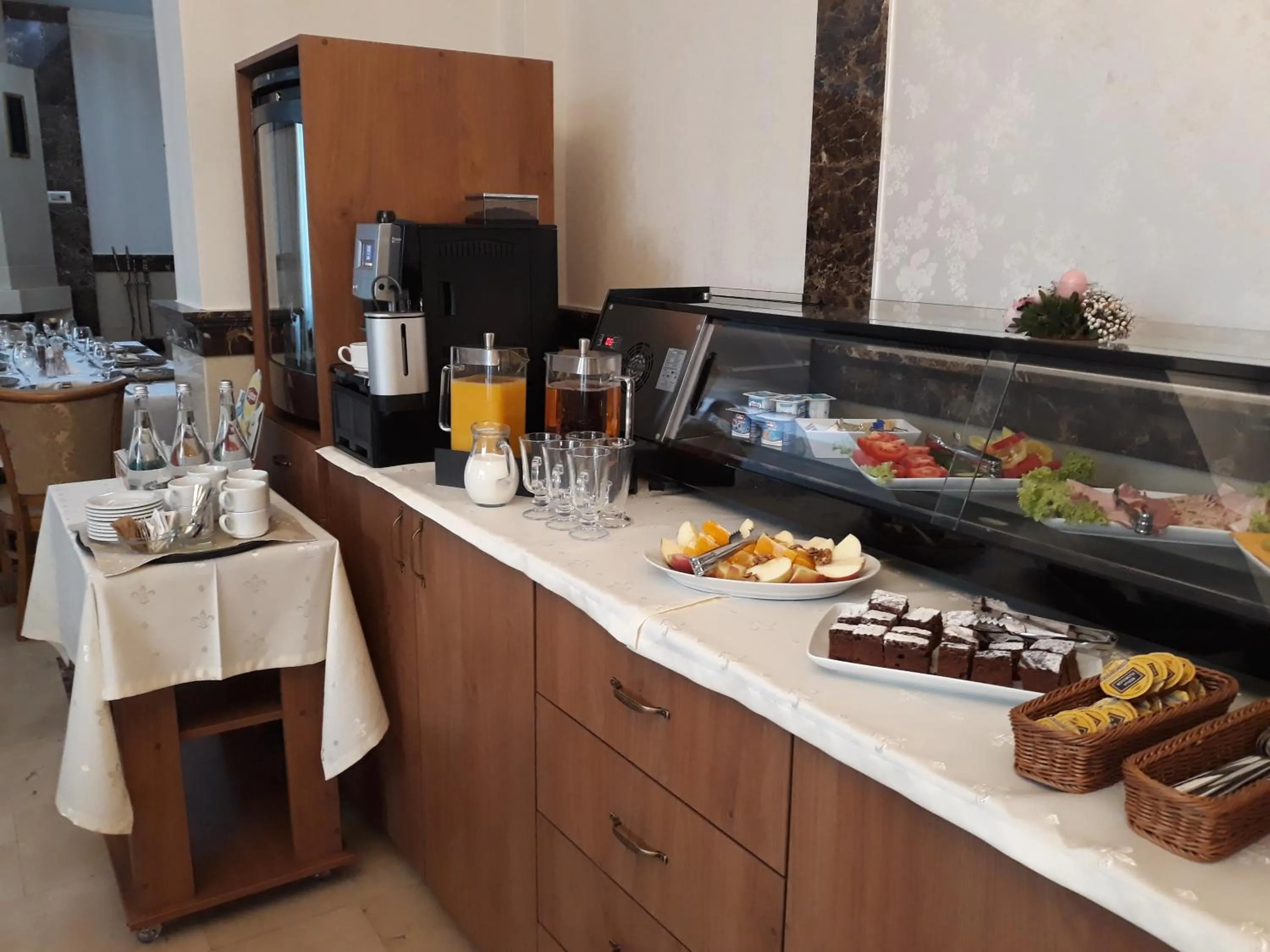 Continental breakfast in Vila Preciosa