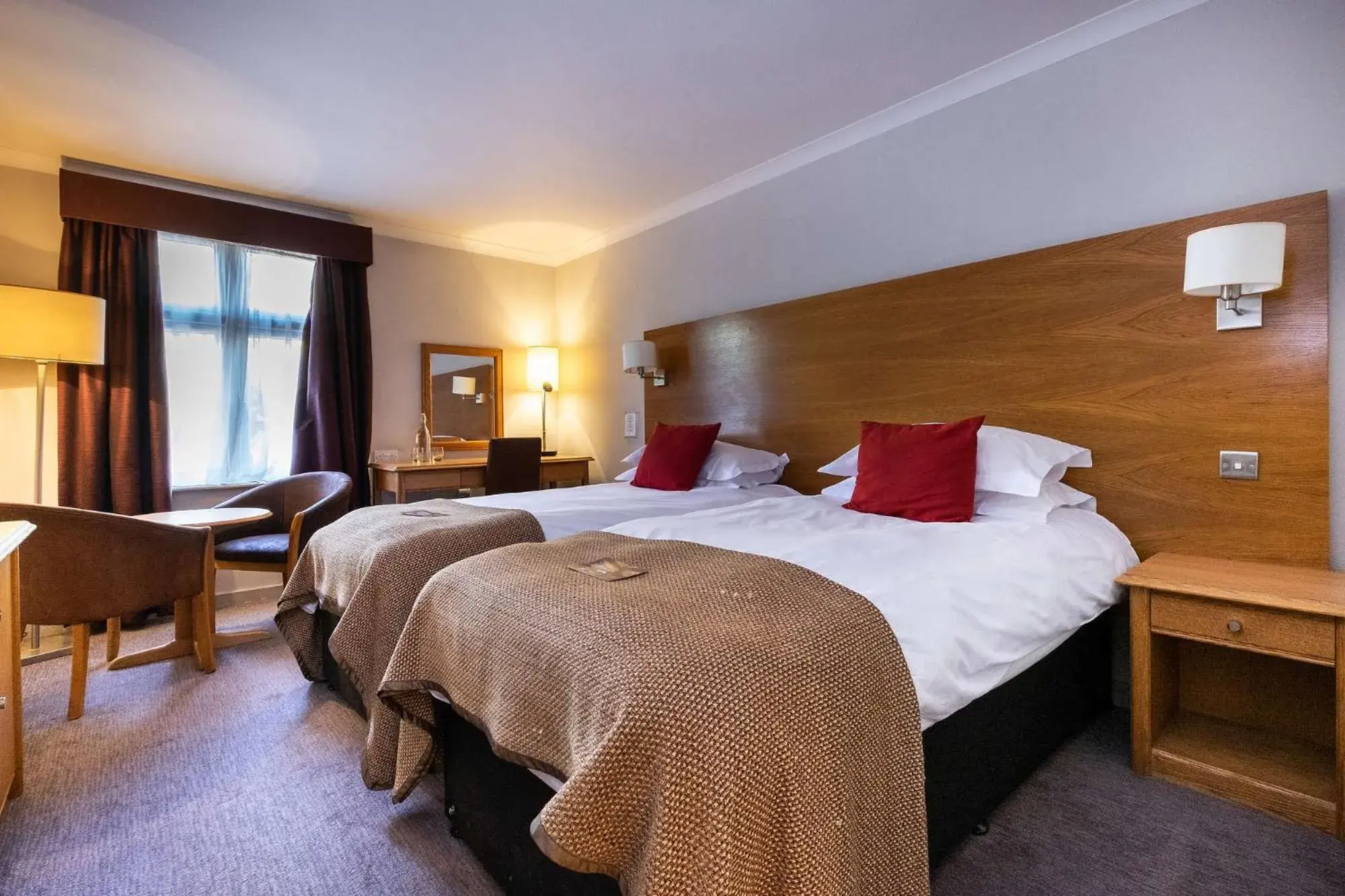 Classic Twin Room in Bridge Hotel Classic Twin Room in Bridge Hotel