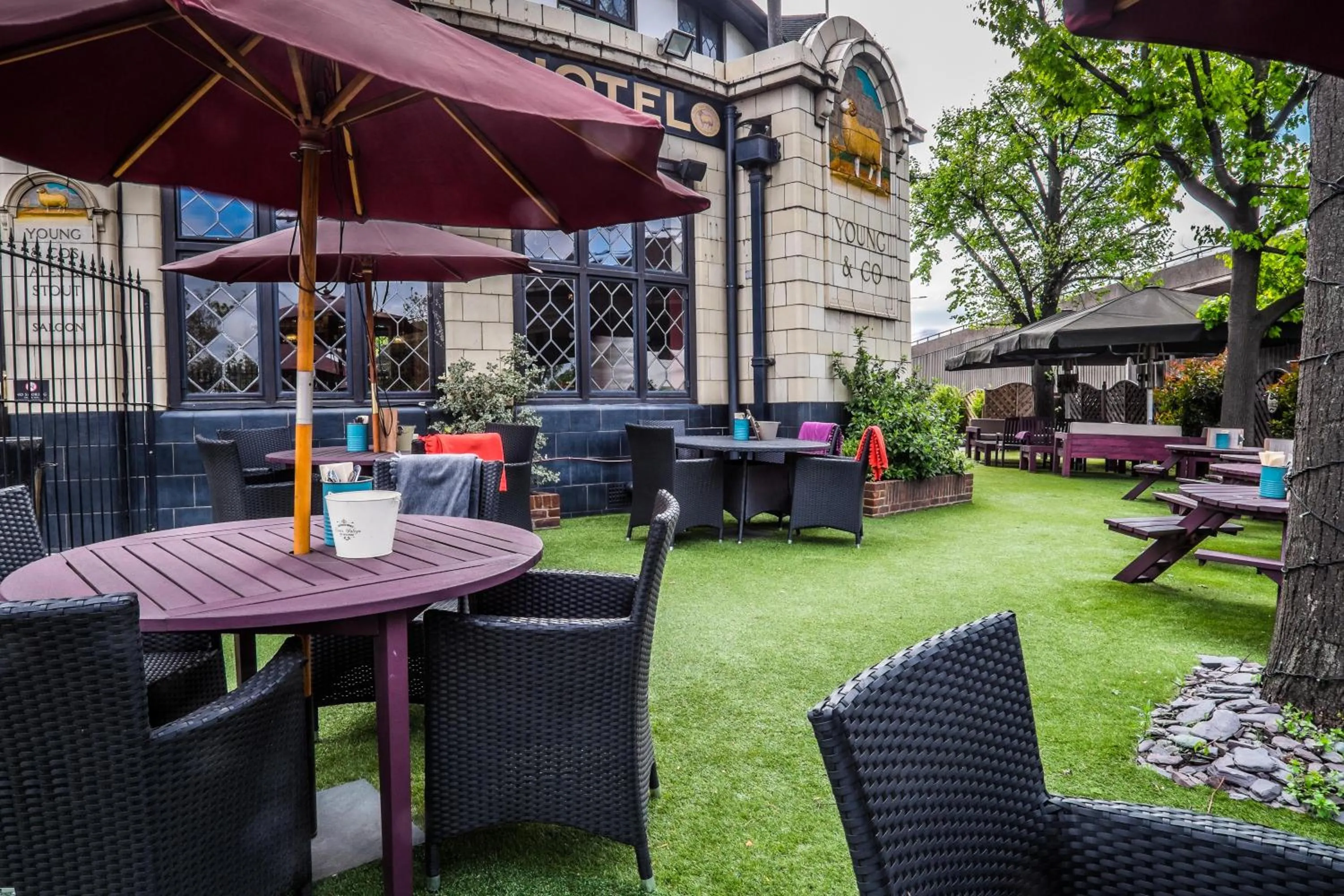 Patio in Bridge Hotel