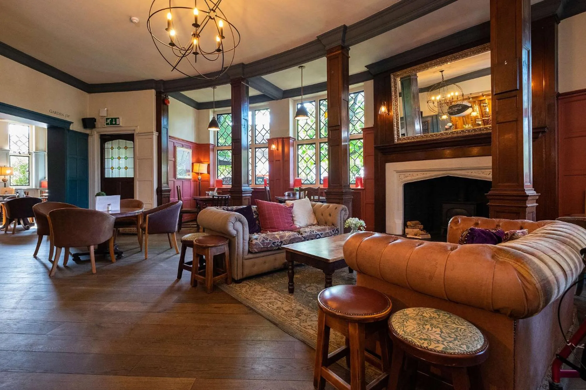 Lounge or bar in Bridge Hotel